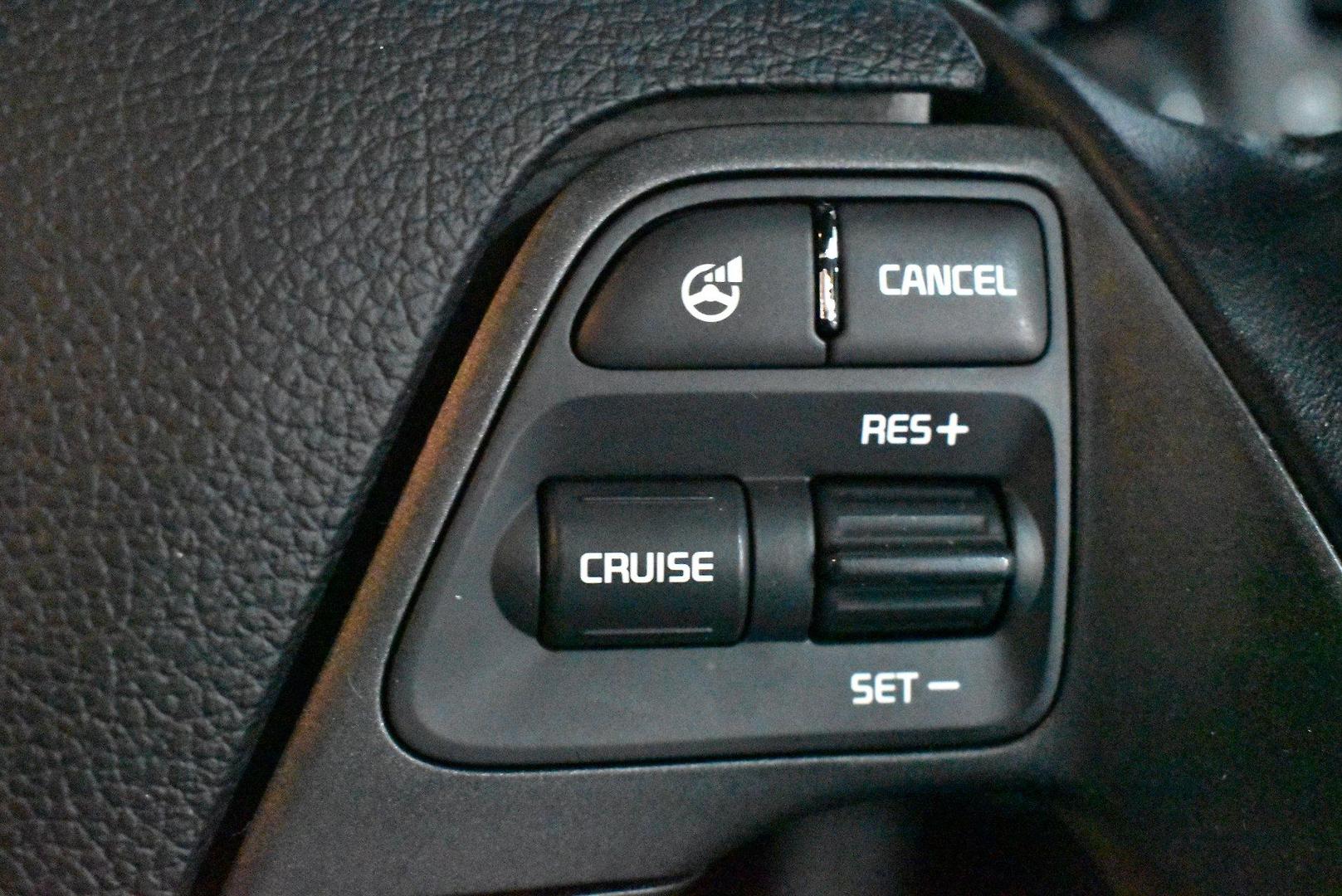 2013 Kia Cerato Si — photo 22