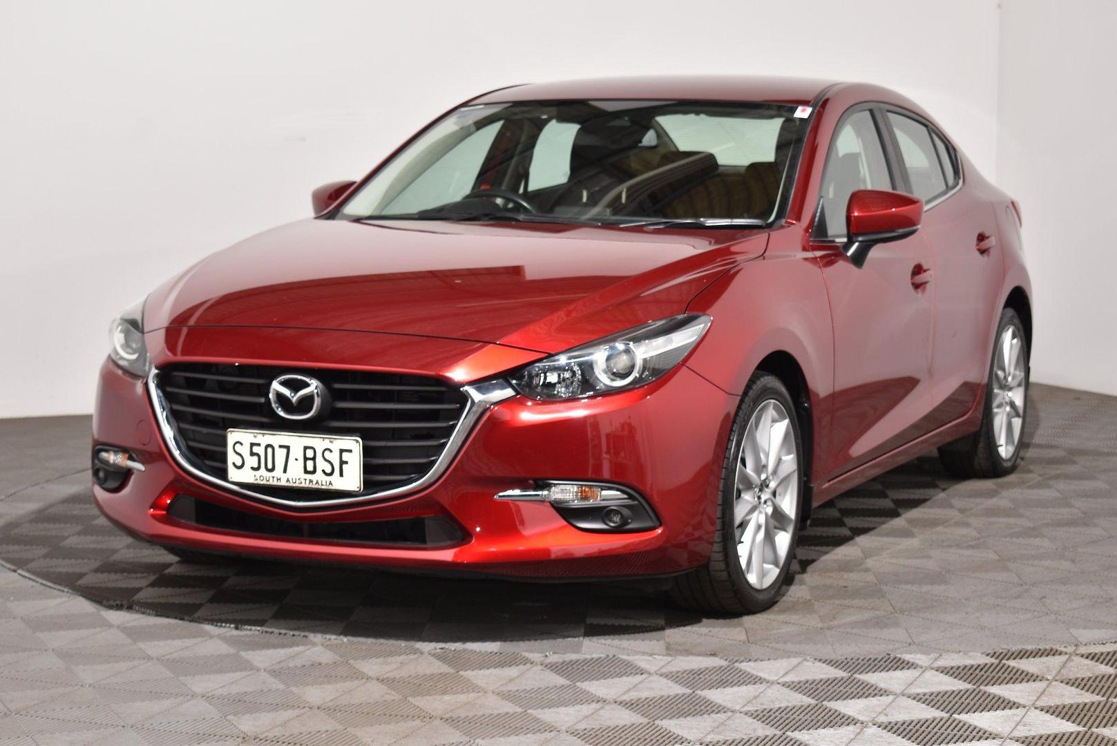 2018 Mazda 3 SP25 — photo 13