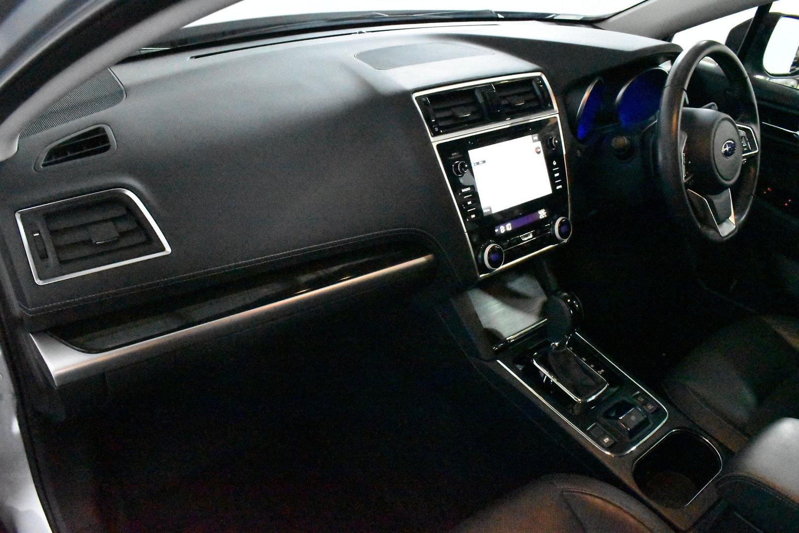 2018 Subaru Outback 25i Premium — photo 6