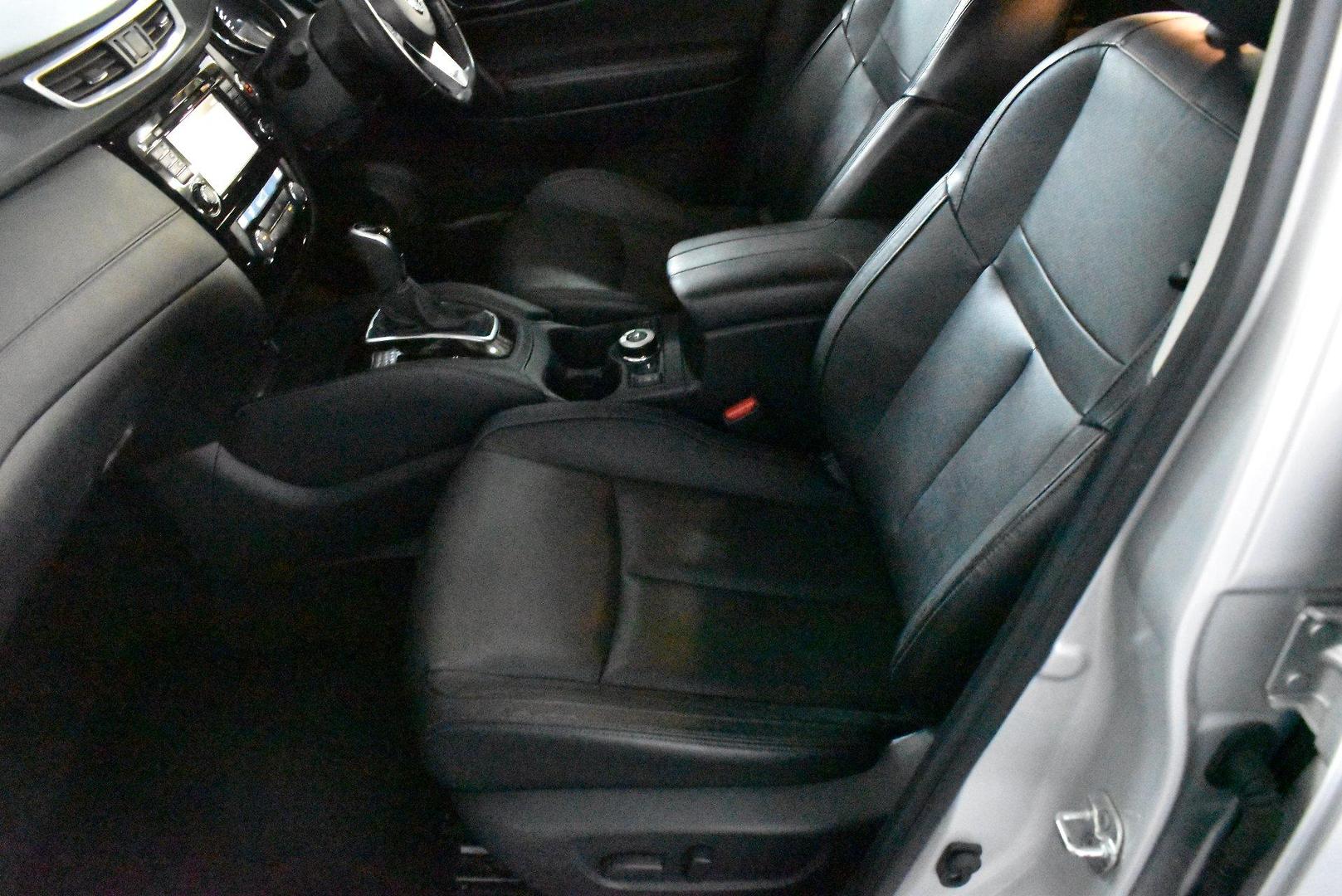 2019 Nissan X-TRAIL Ti — photo 7