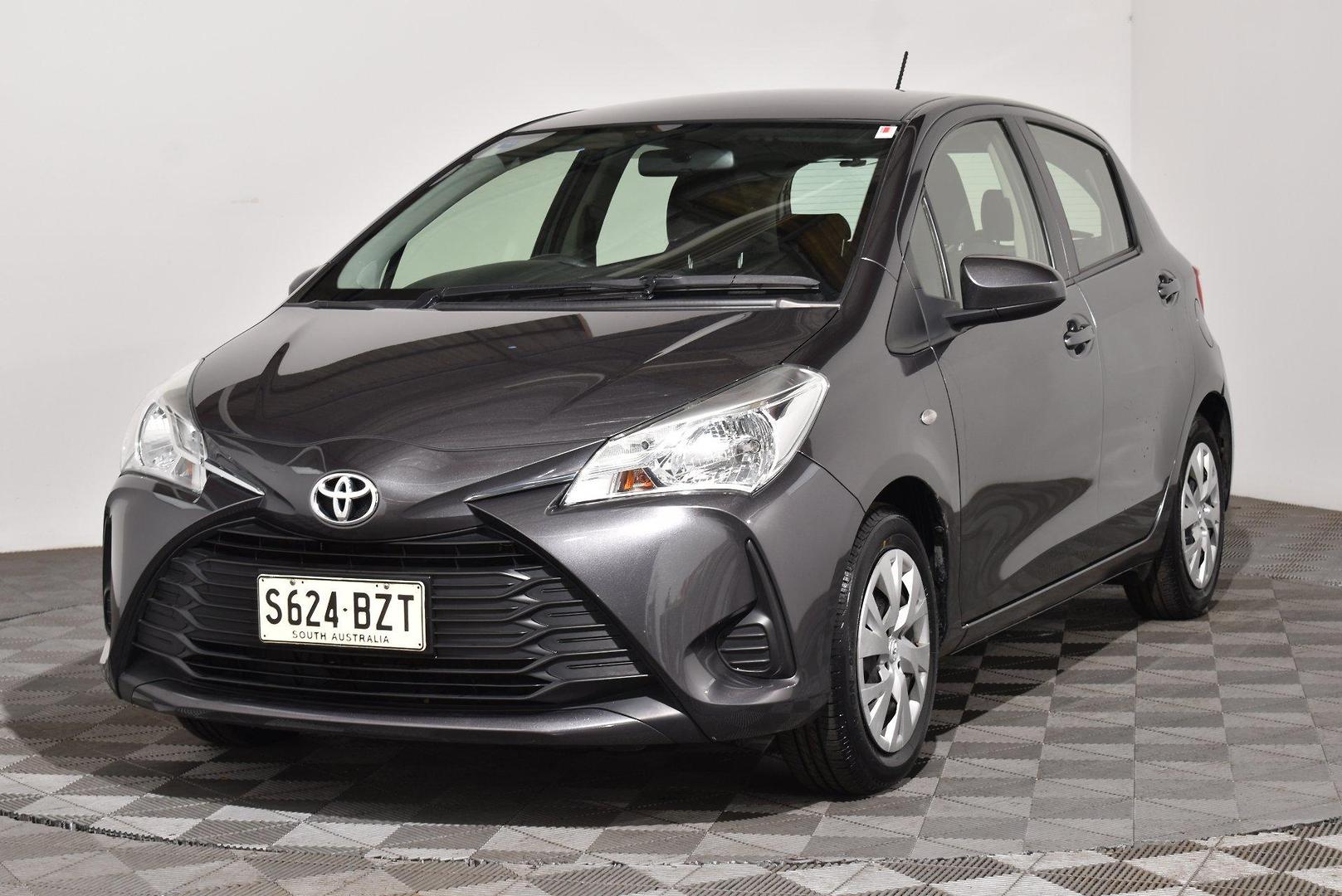 2019 Toyota Yaris Ascent — photo 13