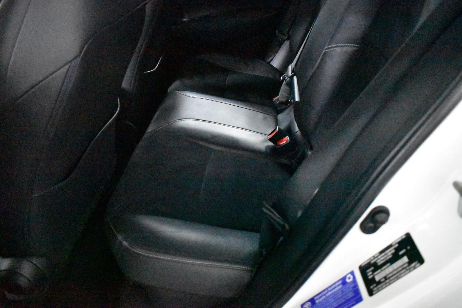 2019 Toyota Corolla ZR Hybrid — photo 8 of 27