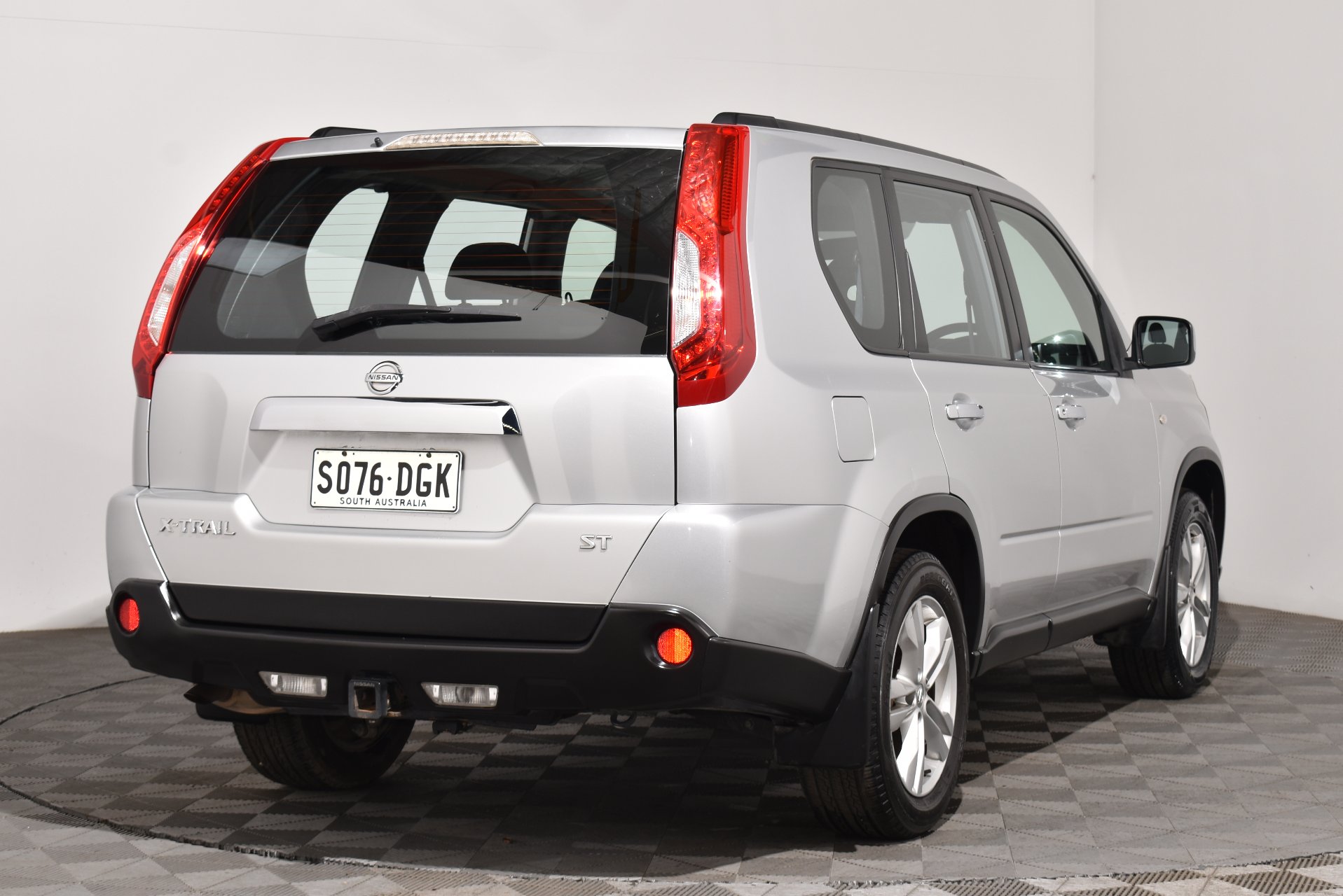 2010 Nissan X-TRAIL ST — photo 14