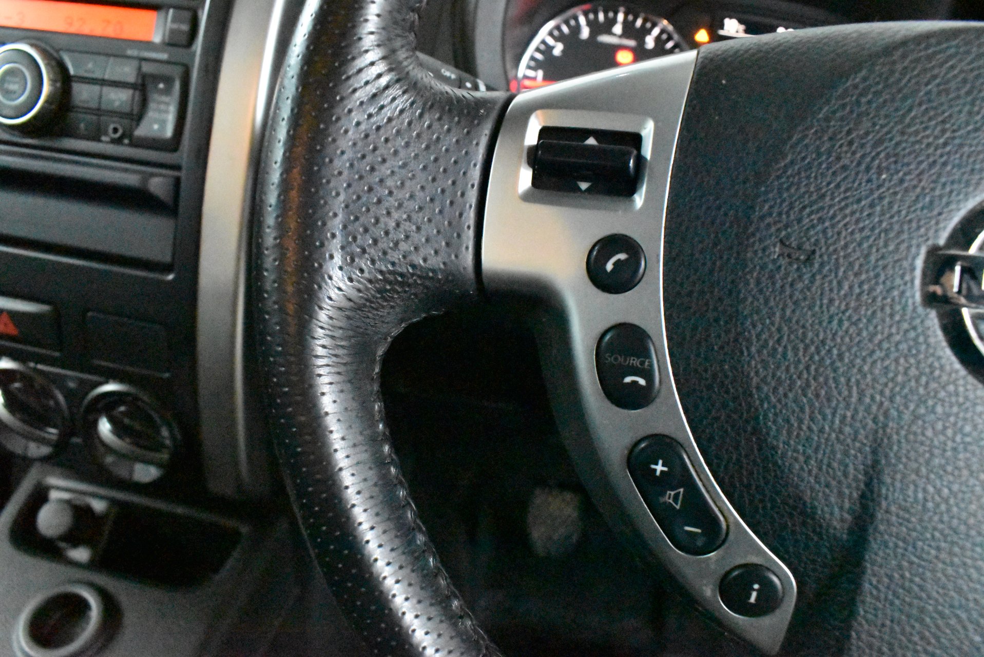 2010 Nissan X-TRAIL ST — photo 21