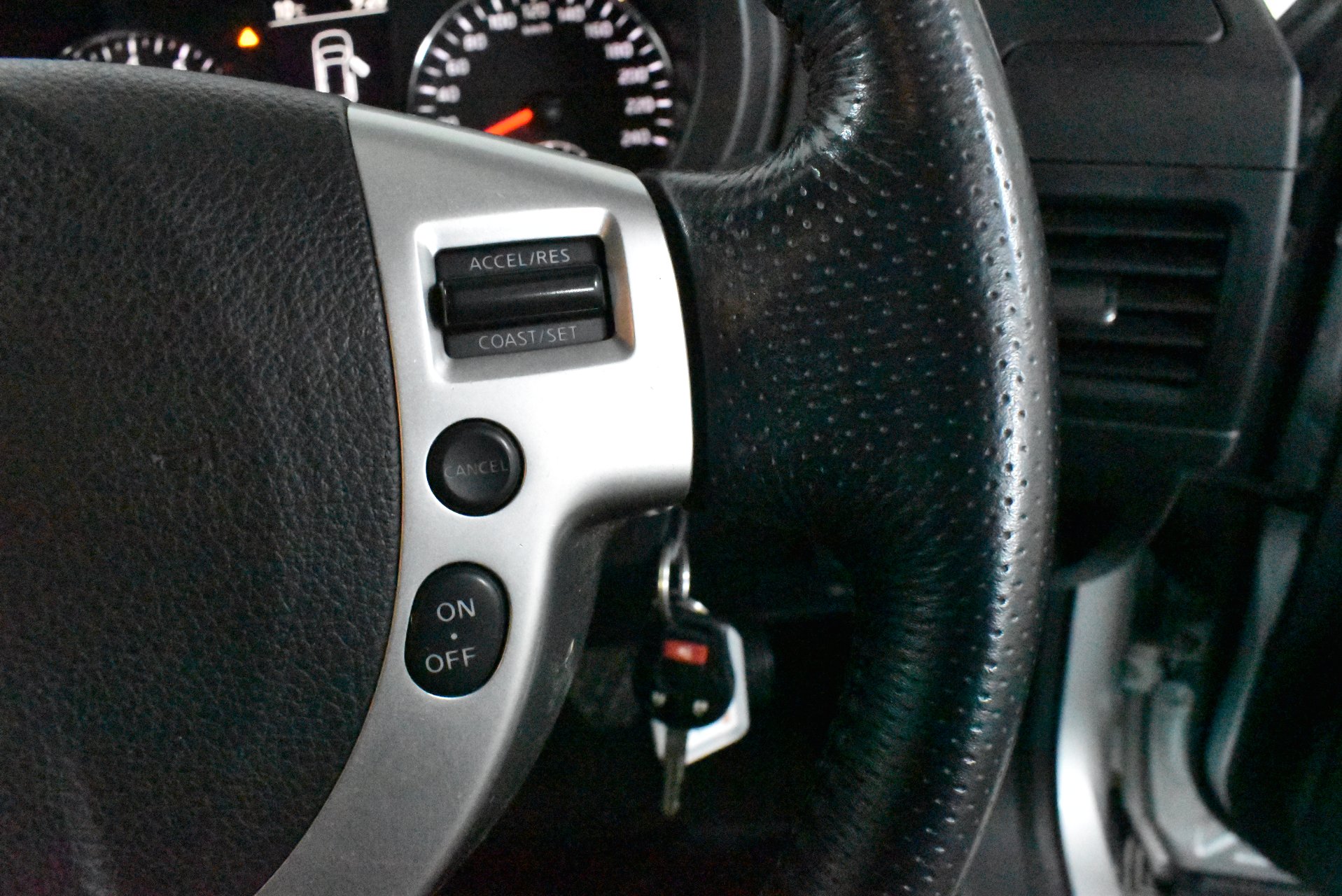 2010 Nissan X-TRAIL ST — photo 22