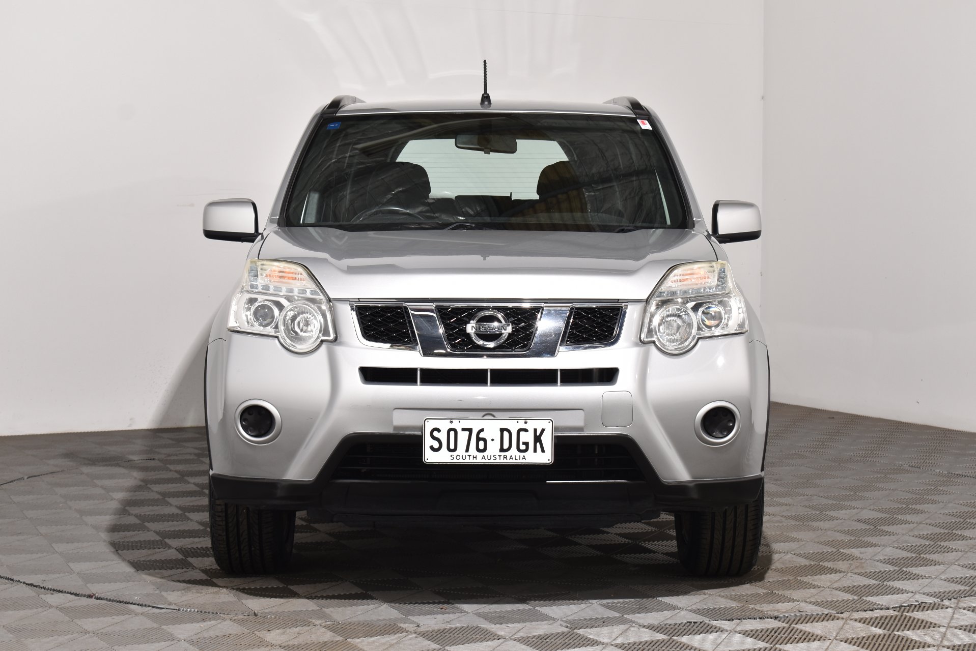2010 Nissan X-TRAIL ST — photo 3