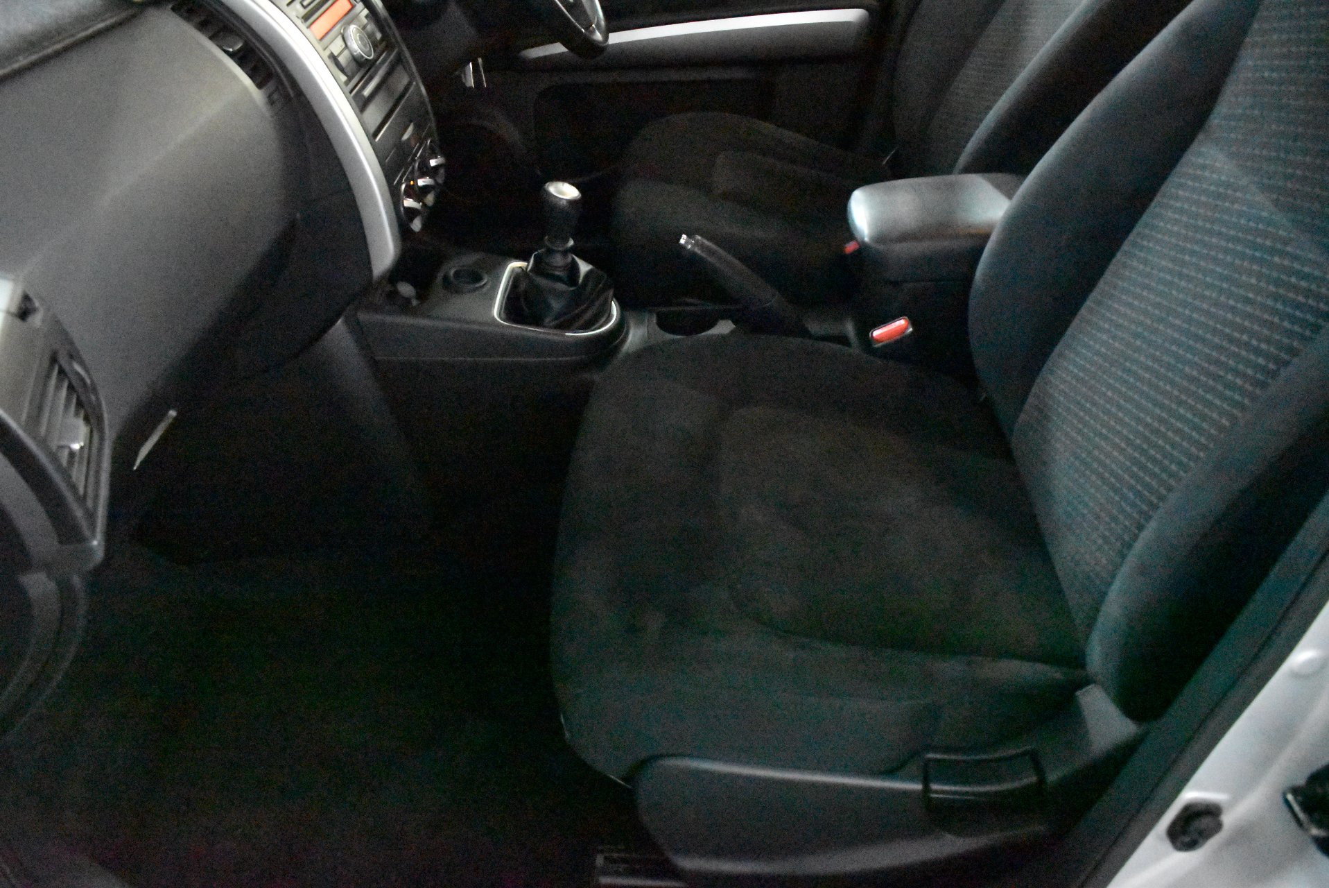 2010 Nissan X-TRAIL ST — photo 7