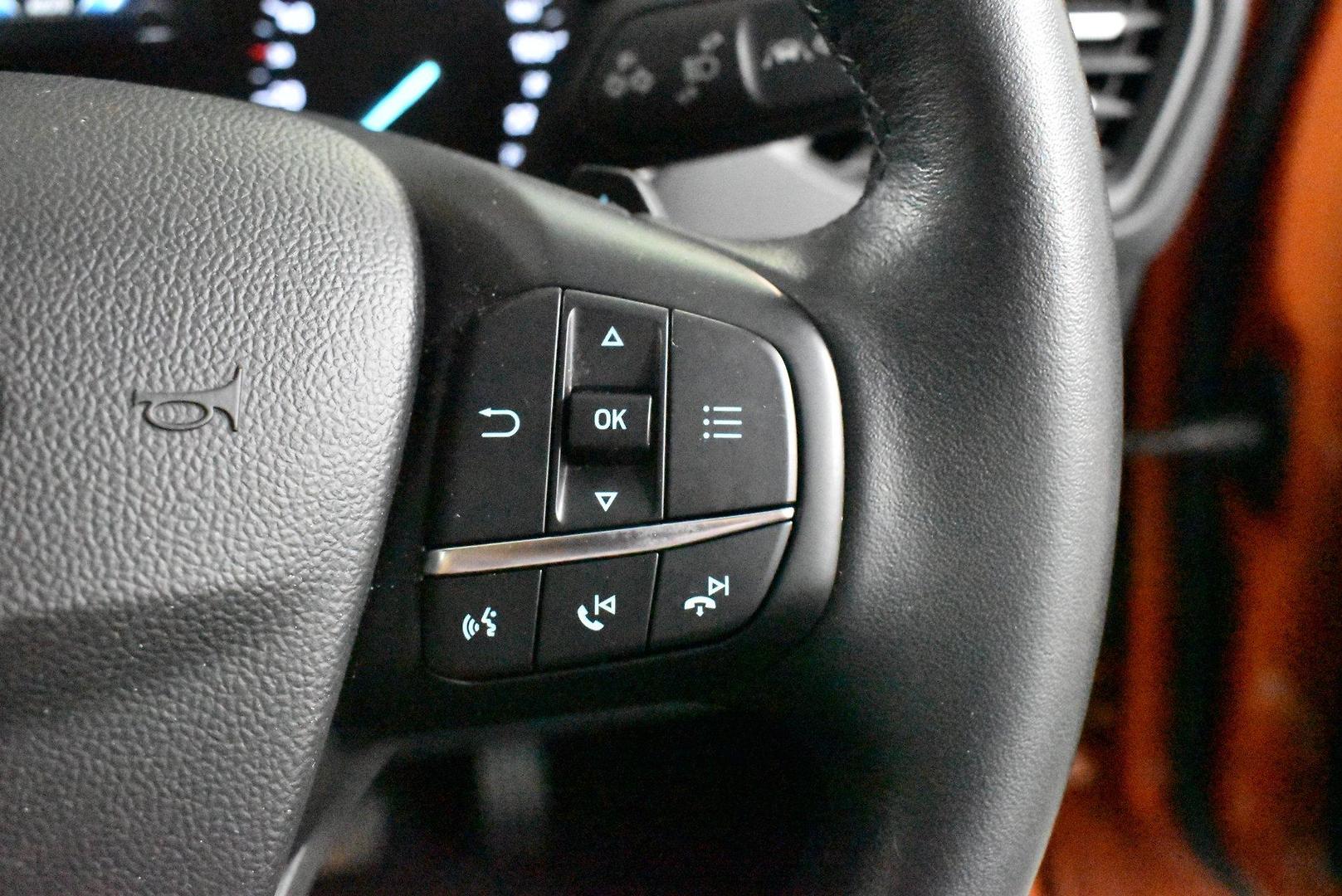 2019 Ford Focus Active — photo 22