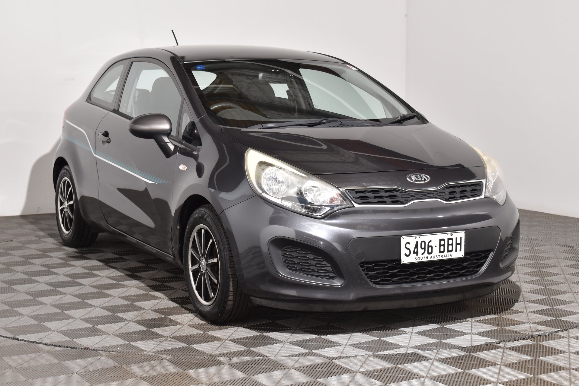 2014 Kia Rio S — photo 1