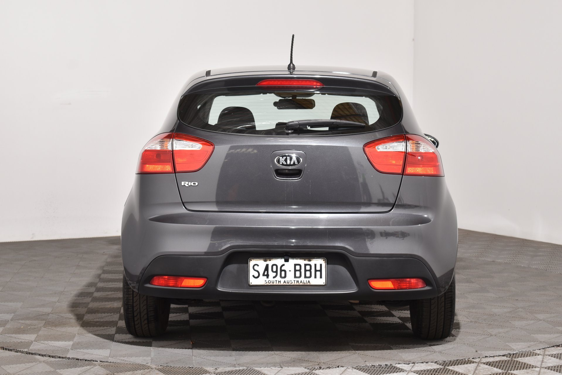 2014 Kia Rio S — photo 4