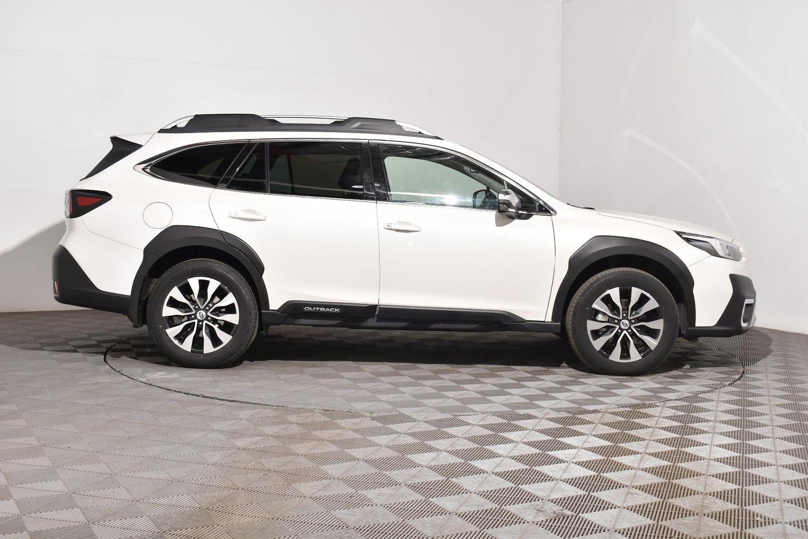 2023 Subaru Outback AWD Touring — photo 10 of 26
