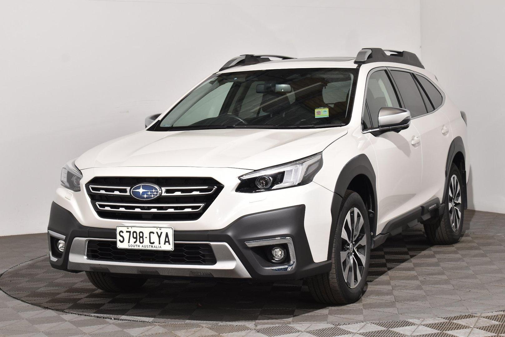 2023 Subaru Outback AWD Touring — photo 13 of 26