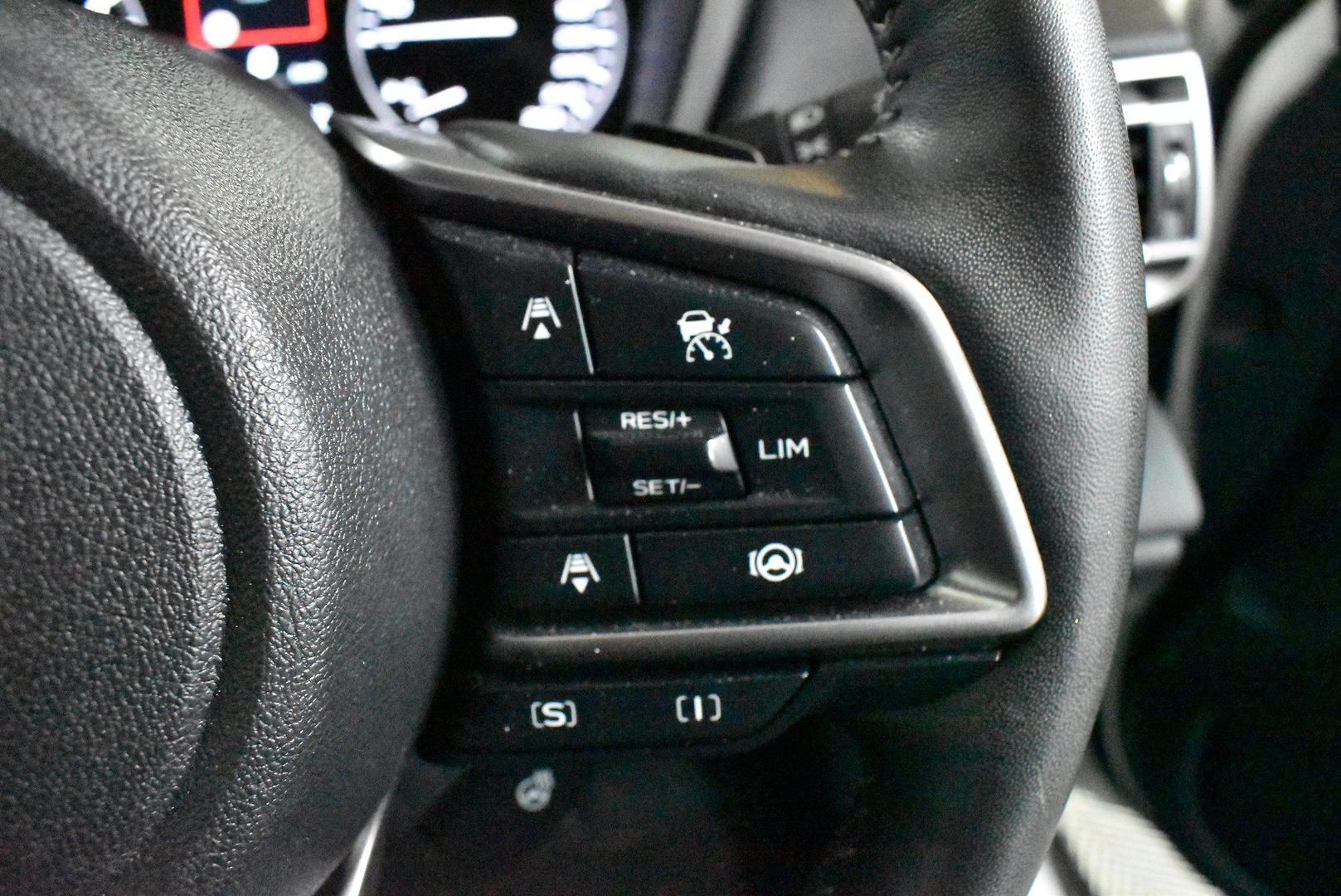 2023 Subaru Outback AWD Touring — photo 22 of 26