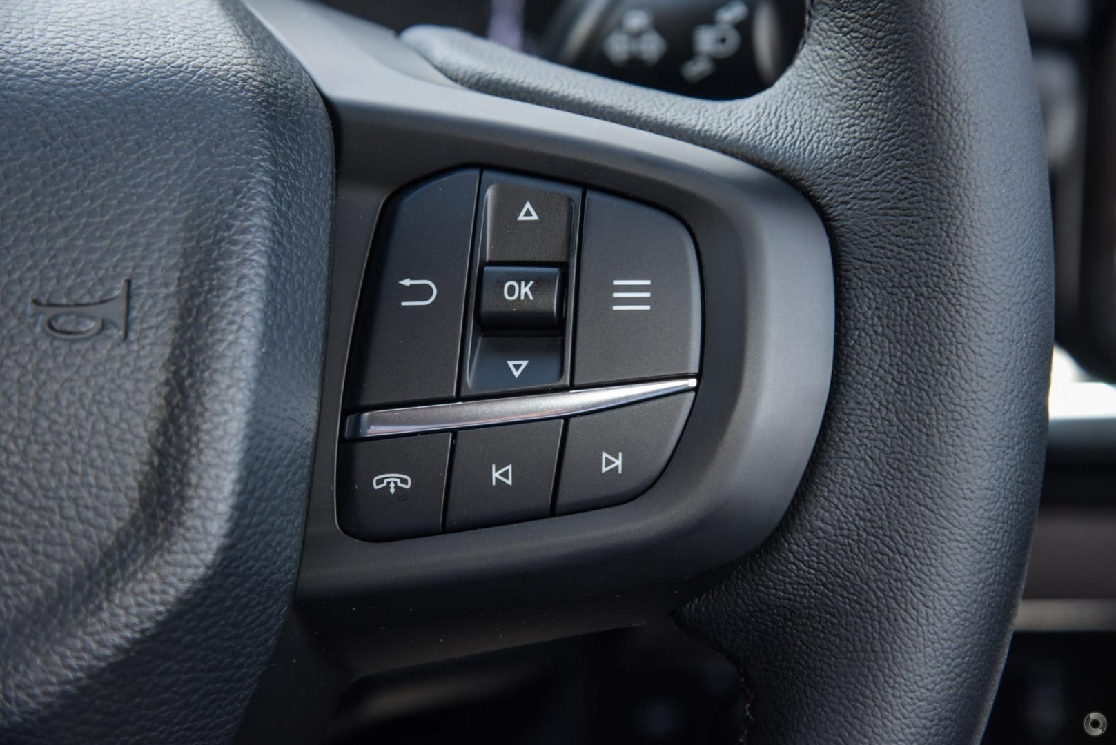 2026 Ford Everest Sport — photo 18