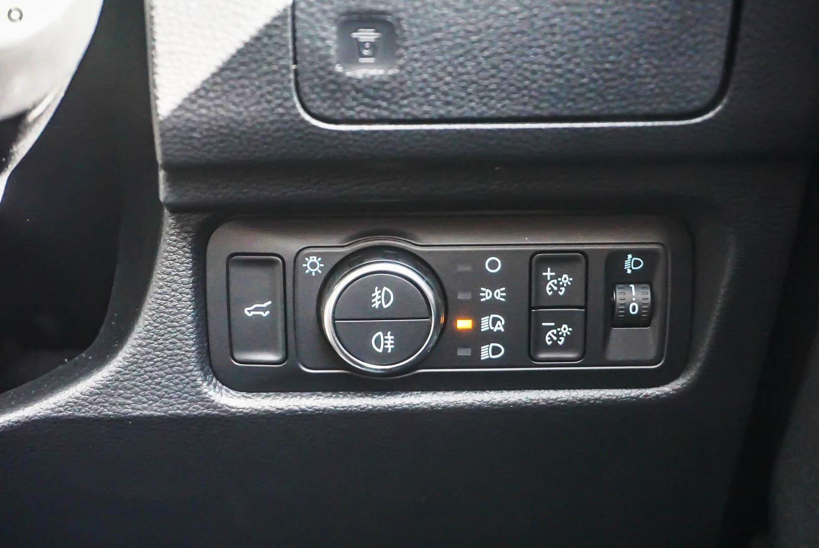 2026 Ford Everest Sport — photo 12