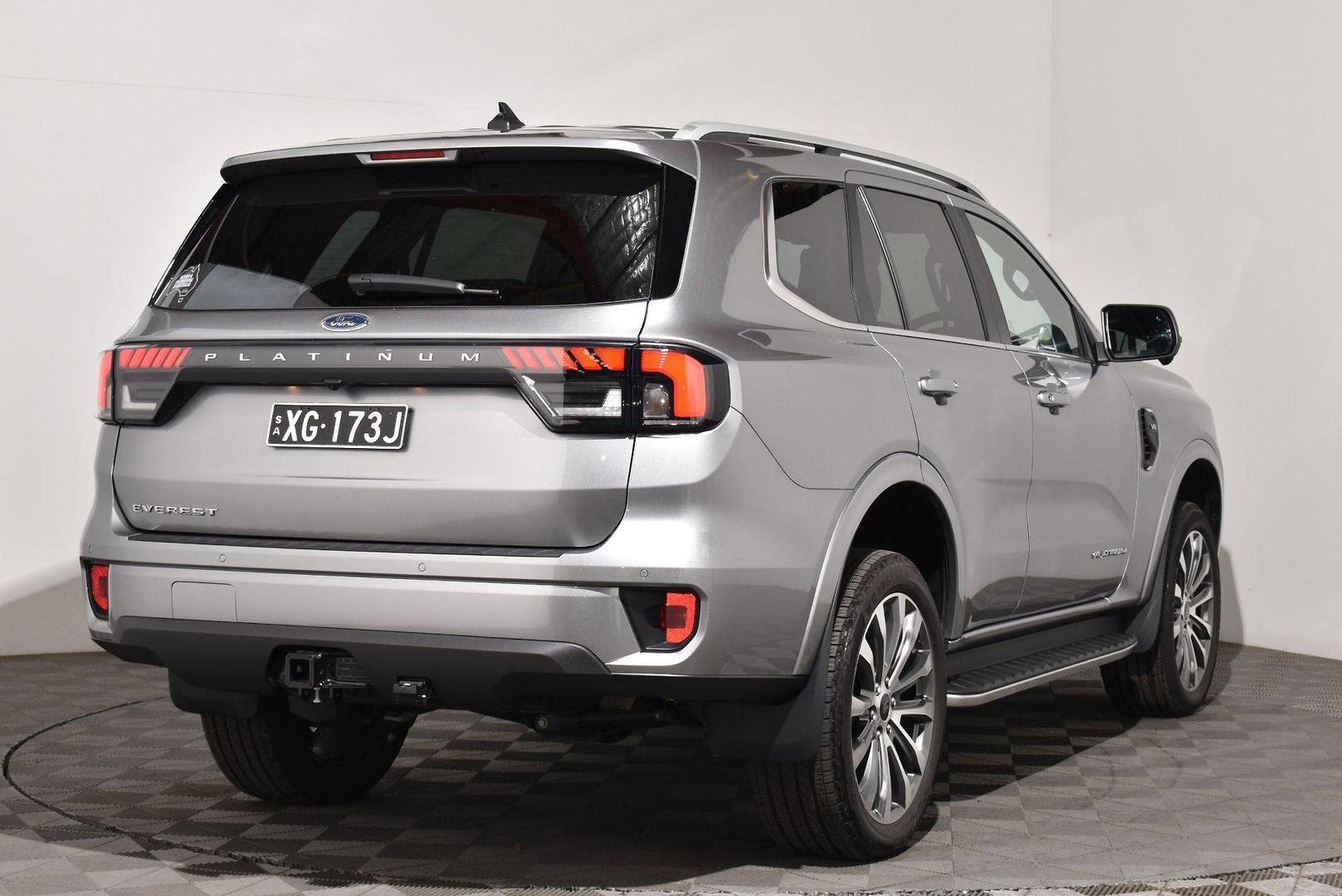 2025 Ford Everest Platinum — photo 14