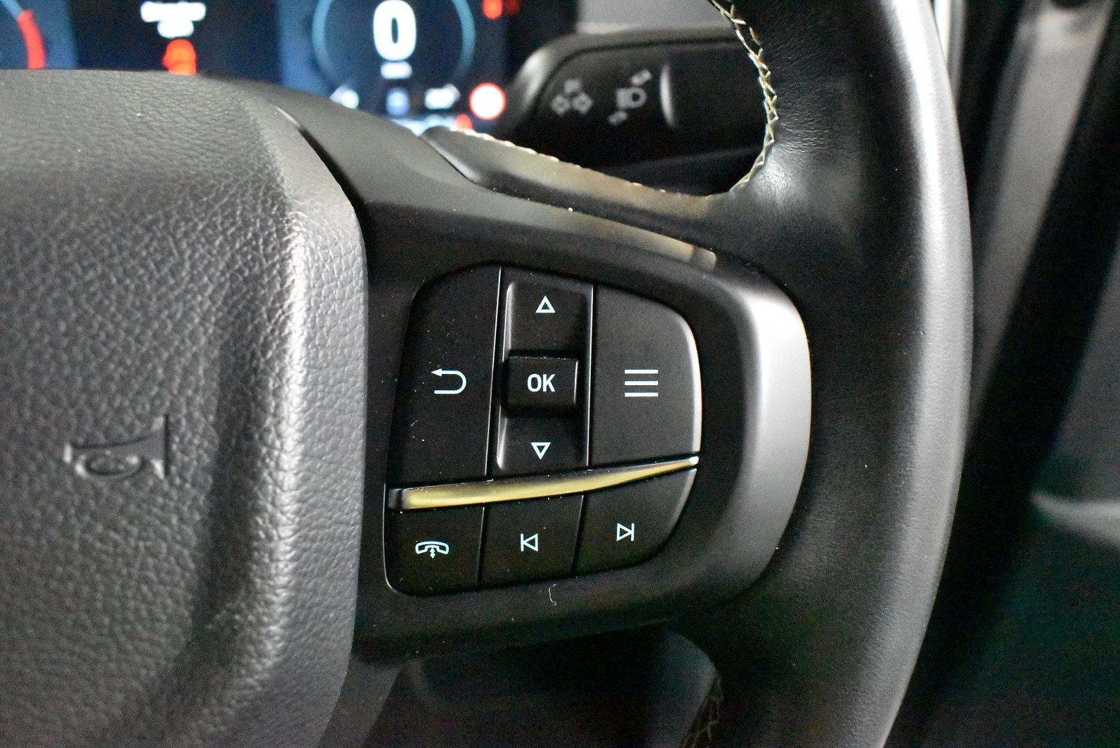 2025 Ford Everest Platinum — photo 22