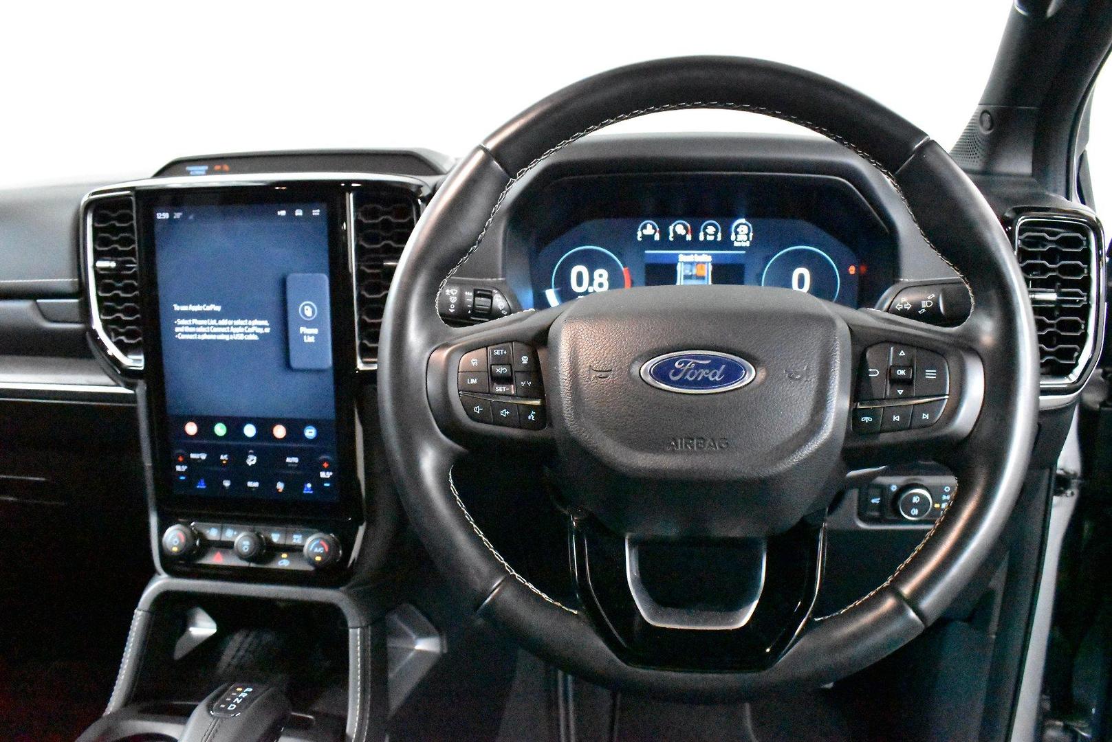 2025 Ford Everest Platinum — photo 5