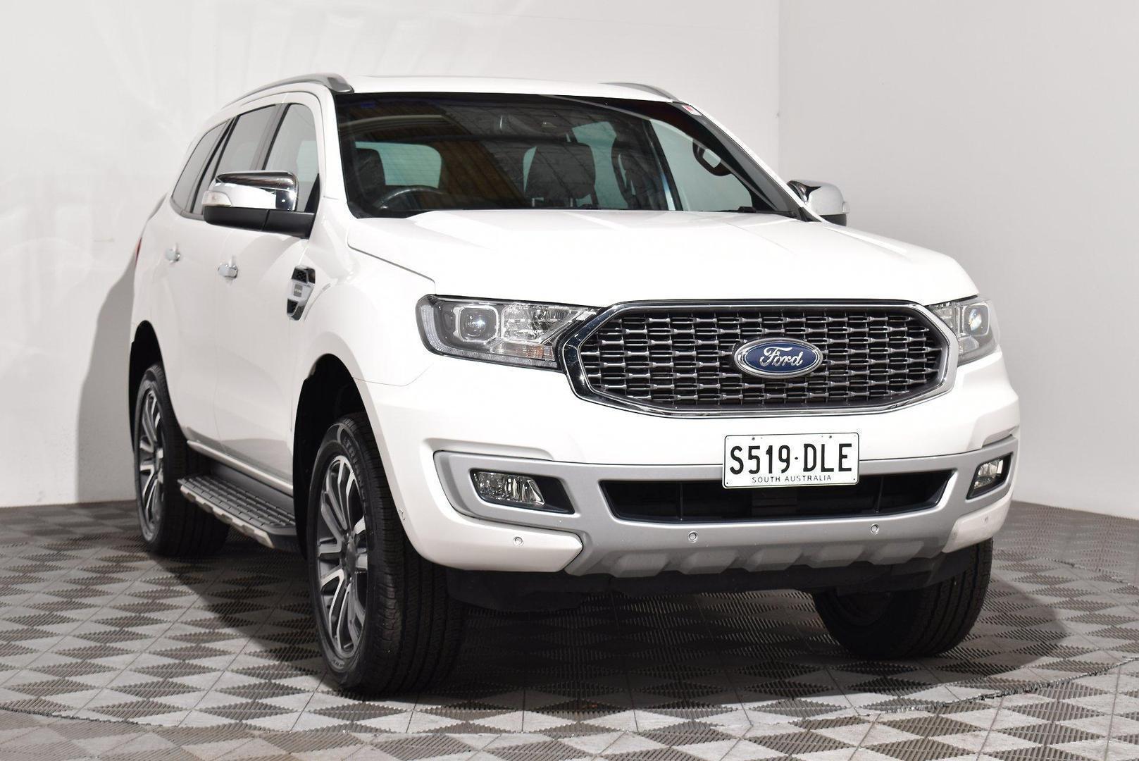 2022 Ford Everest Titanium — photo 1