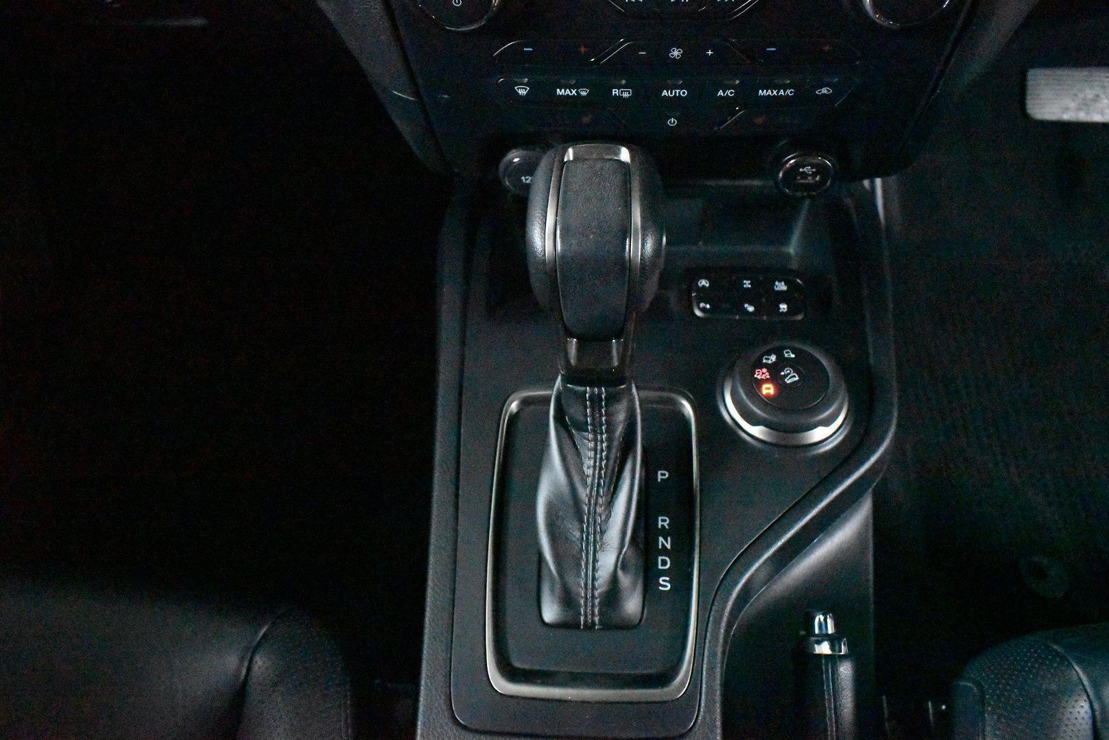 2022 Ford Everest Titanium — photo 19