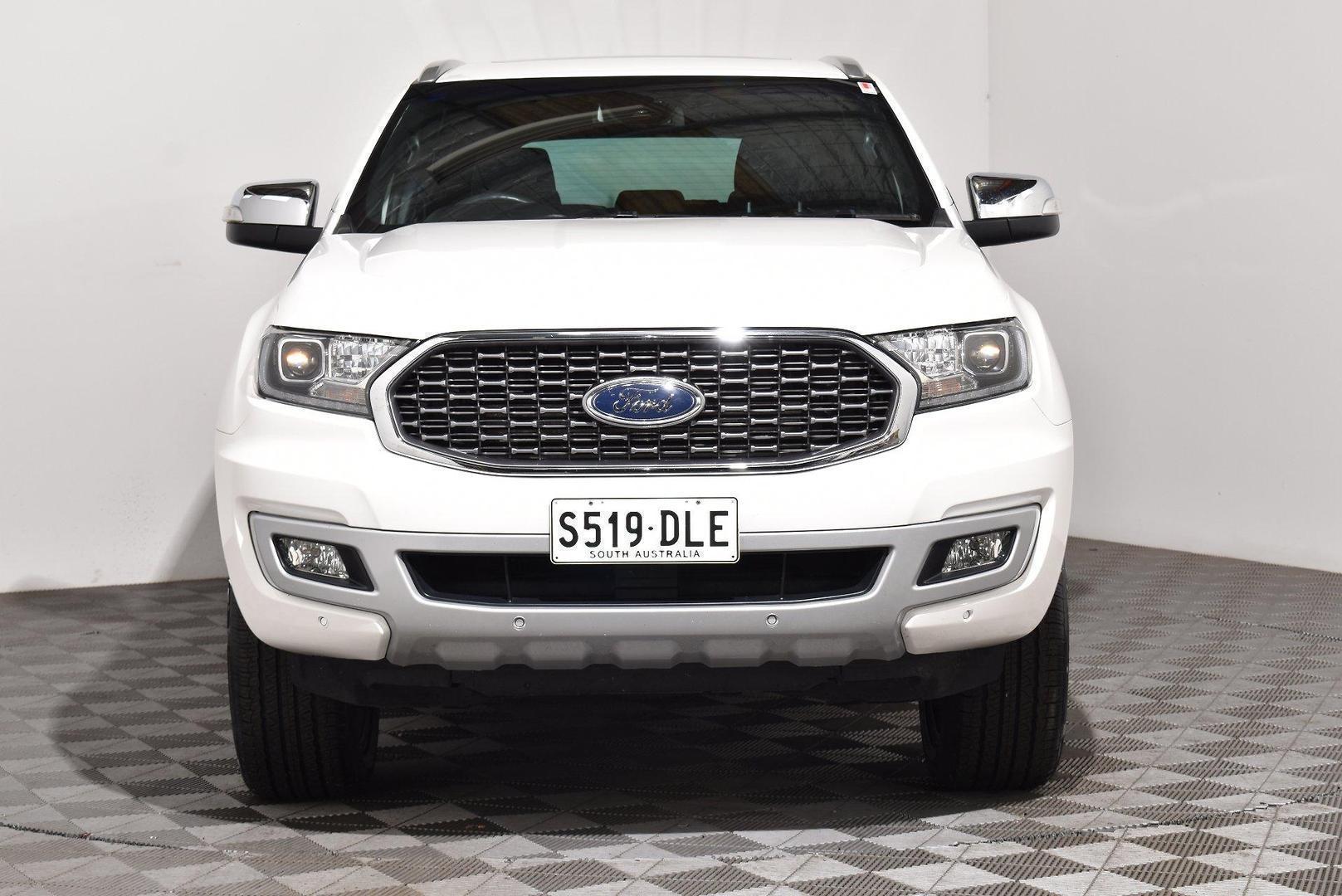 2022 Ford Everest Titanium — photo 3