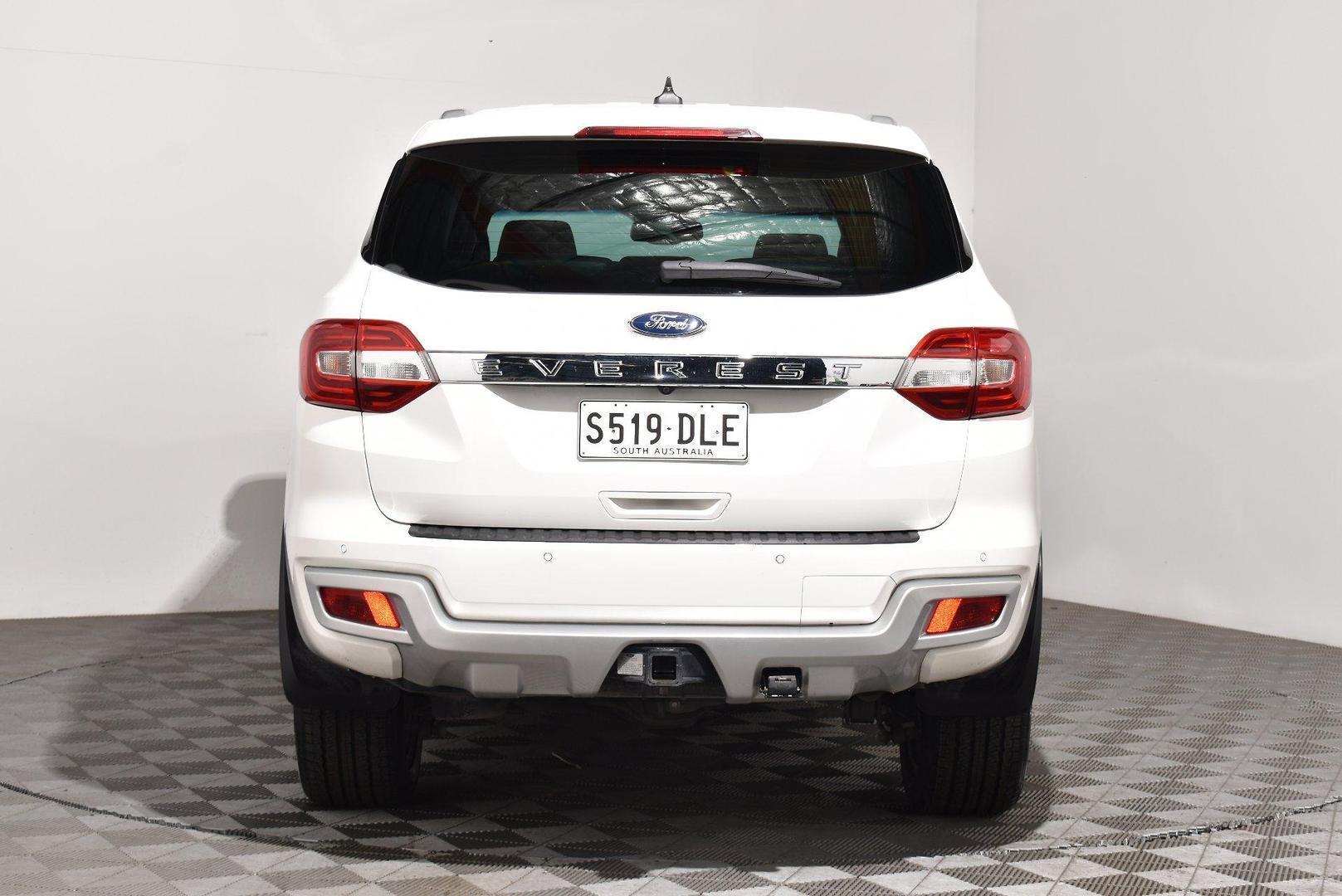 2022 Ford Everest Titanium — photo 4