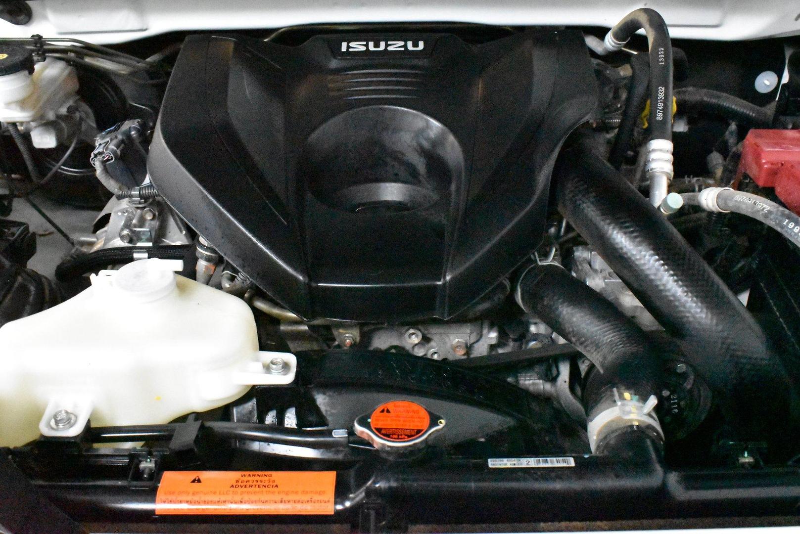 2022 Isuzu D-MAX SX — photo 17