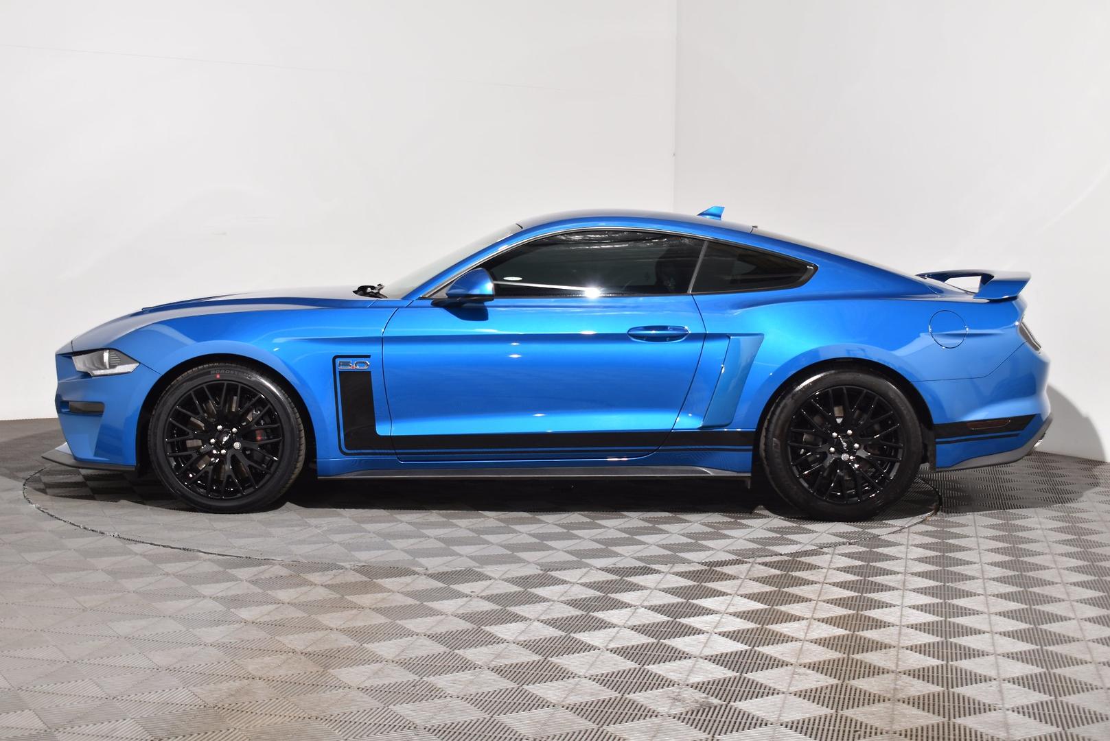 2020 Ford Mustang GT — photo 11
