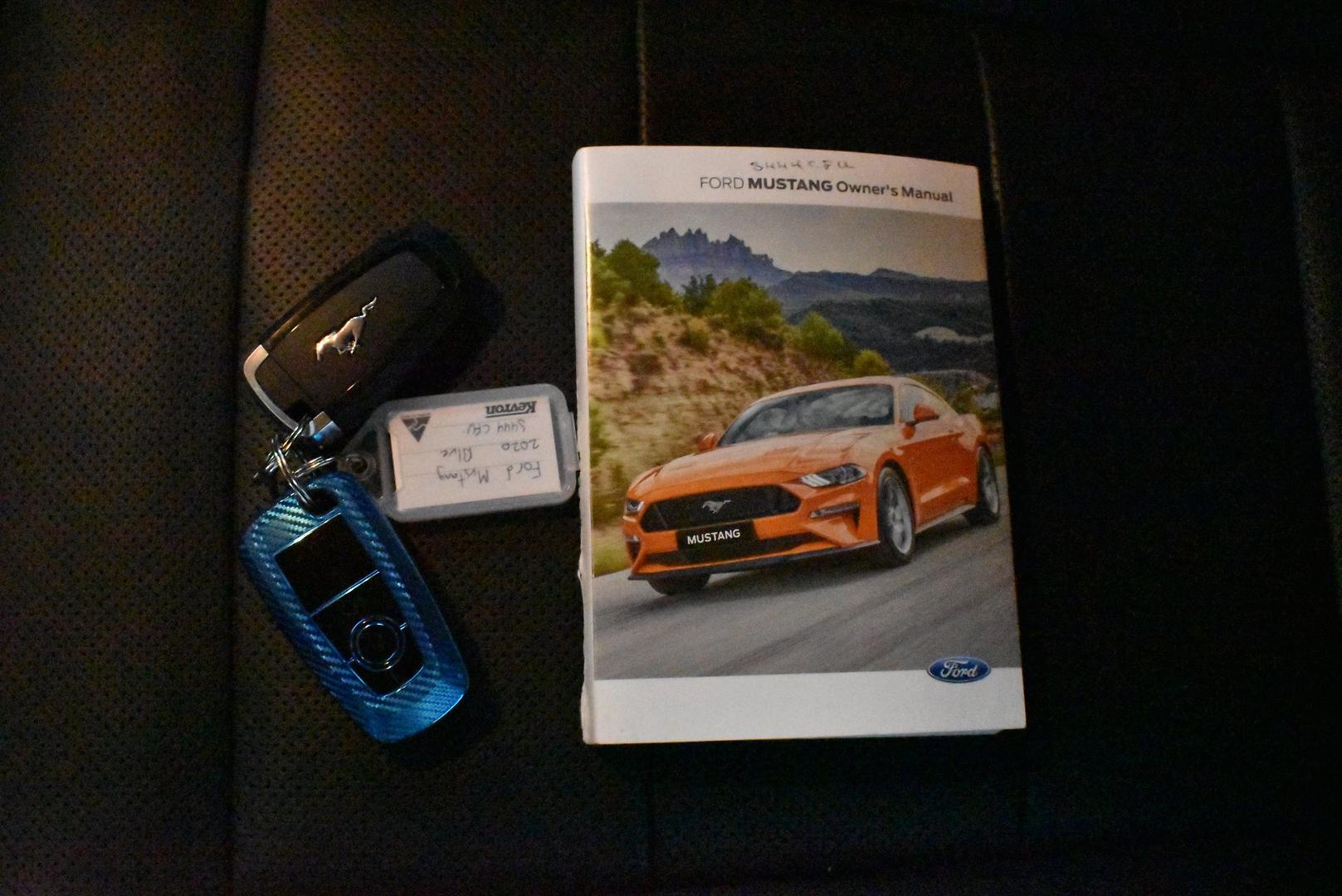 2020 Ford Mustang GT — photo 27