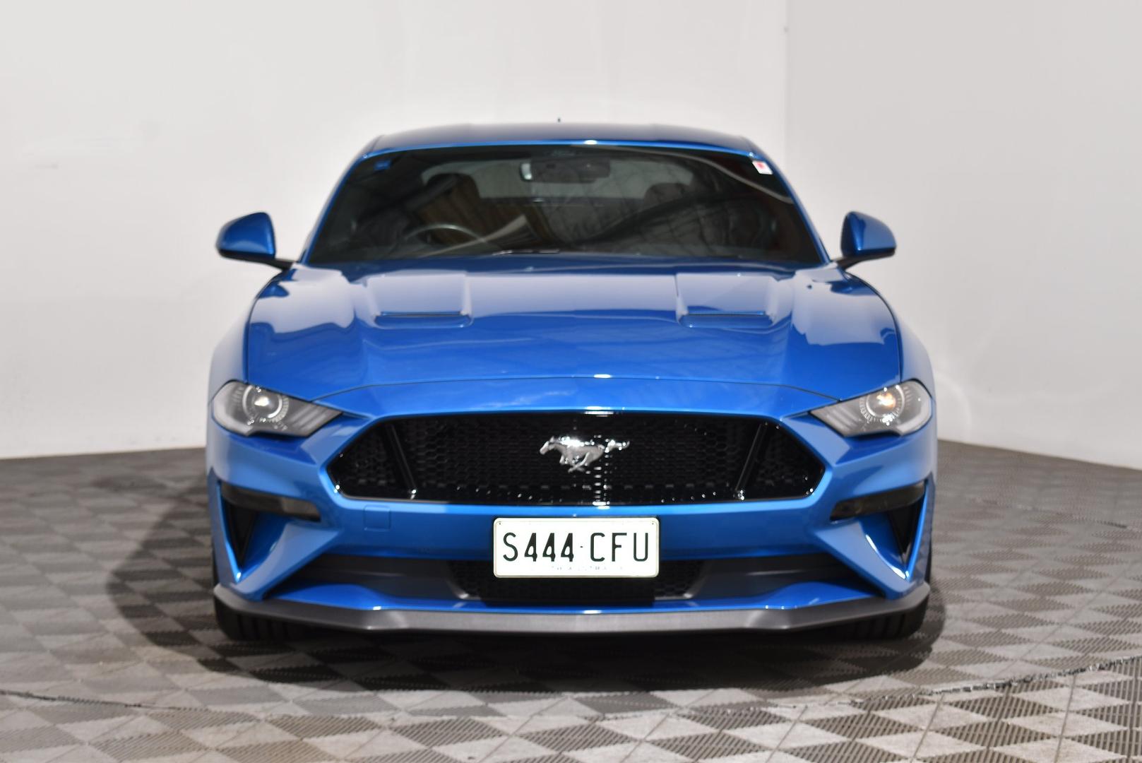 2020 Ford Mustang GT — photo 3