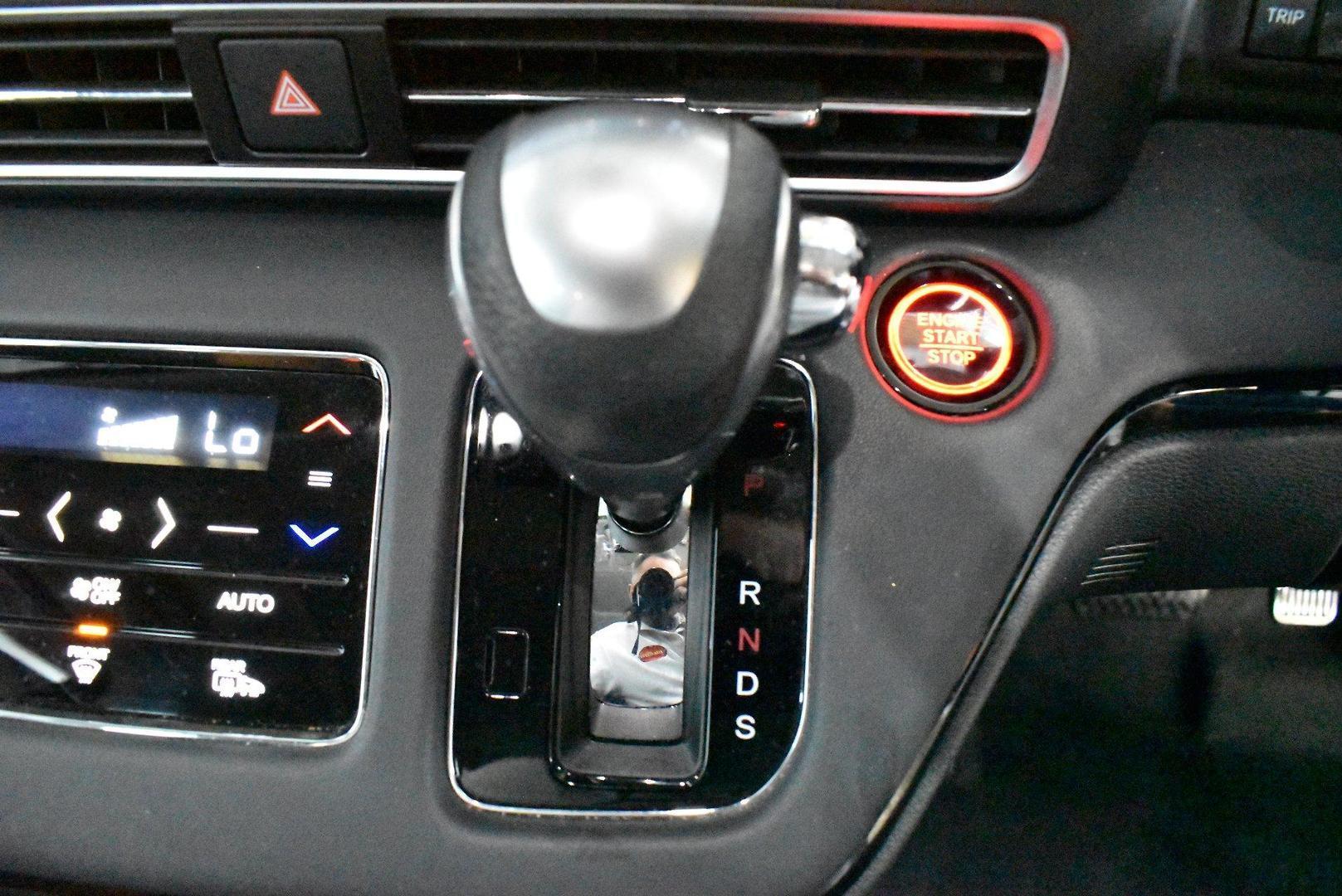 2021 Honda Odyssey Vi LX7 — photo 43