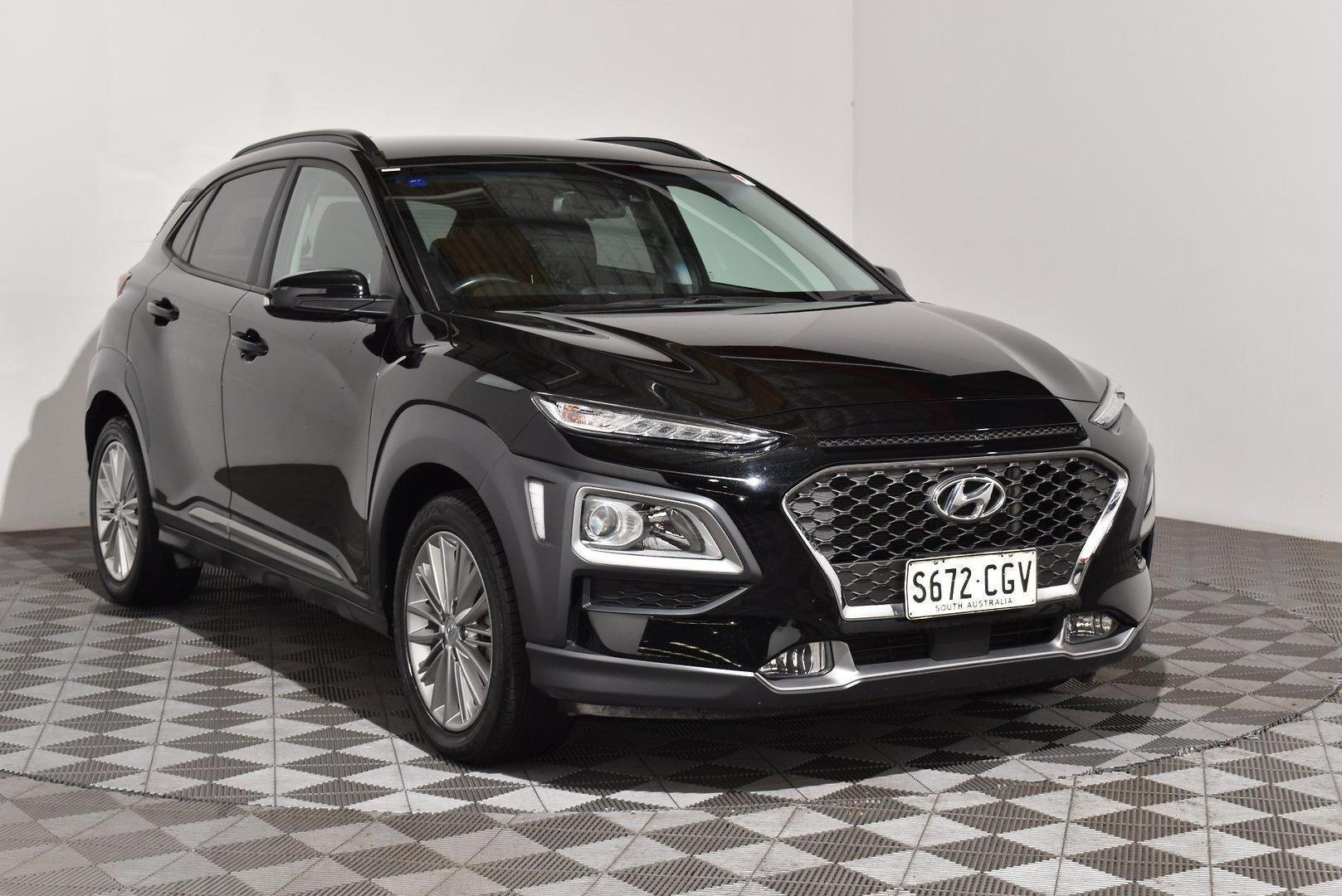 2020 Hyundai Kona Elite — photo 1