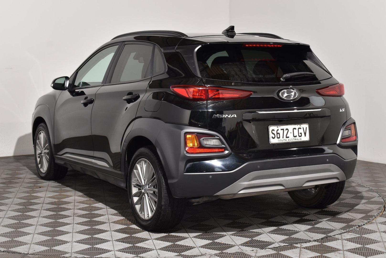 2020 Hyundai Kona Elite — photo 14