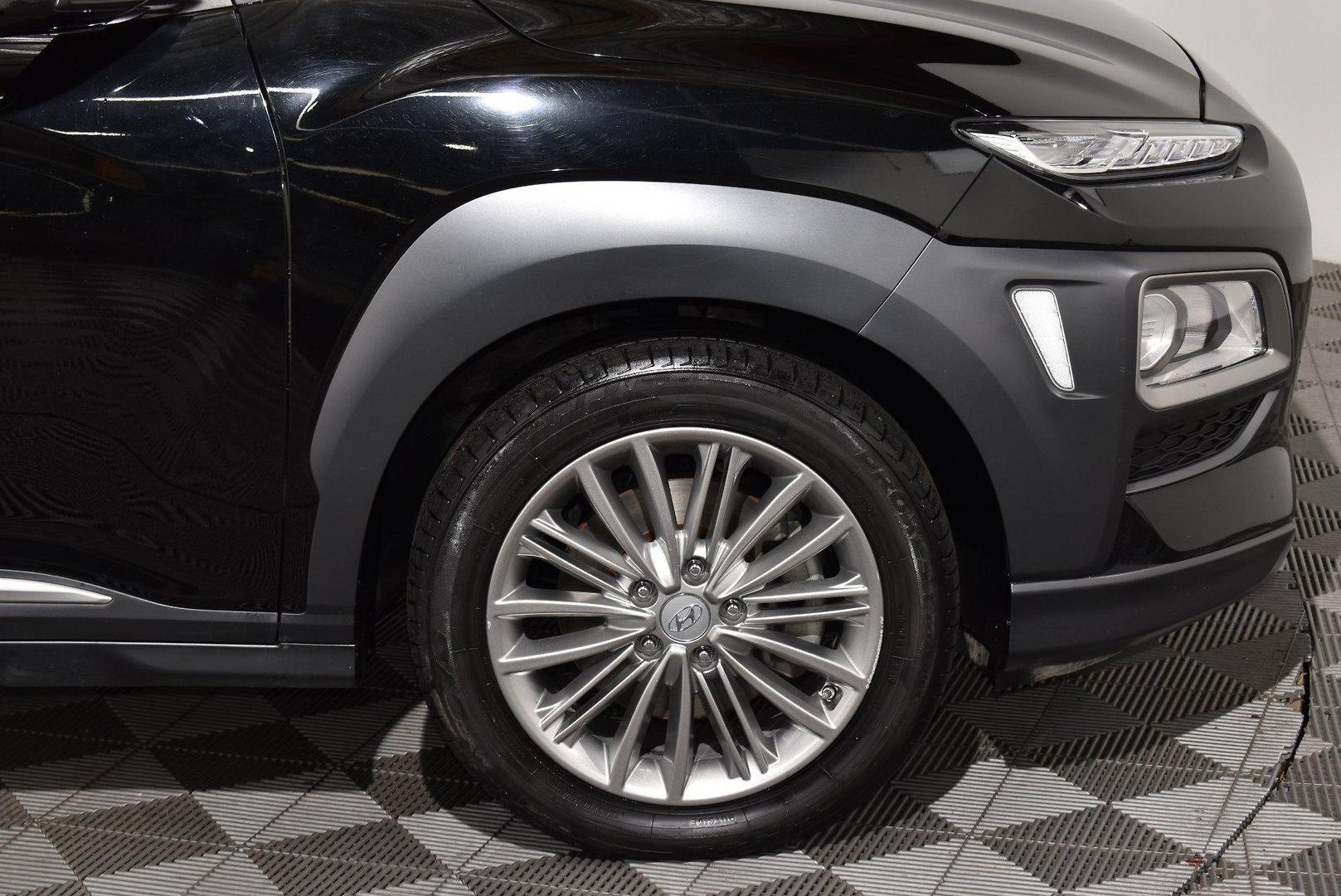 2020 Hyundai Kona Elite — photo 18