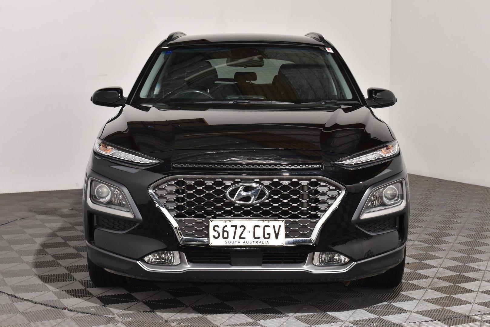 2020 Hyundai Kona Elite — photo 3