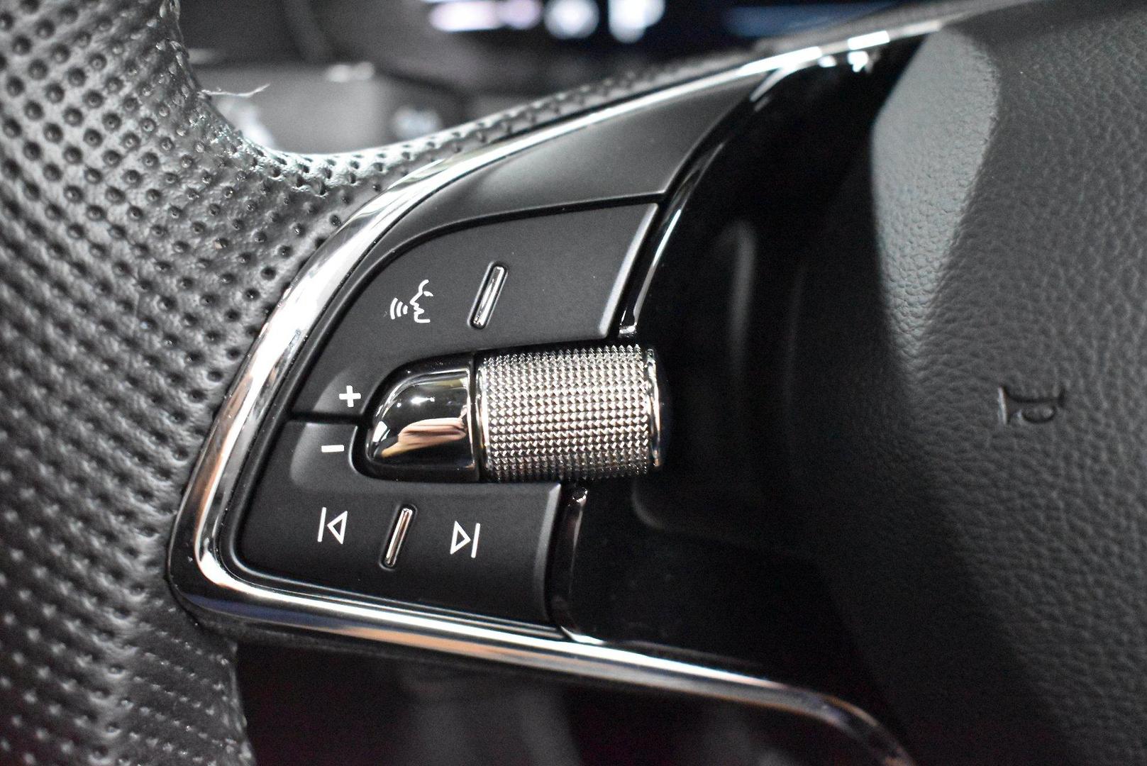 2022 SKODA Kamiq 85TSI Style — photo 20