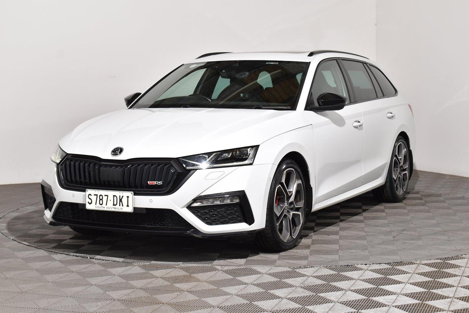 2021 SKODA Octavia RS — photo 12