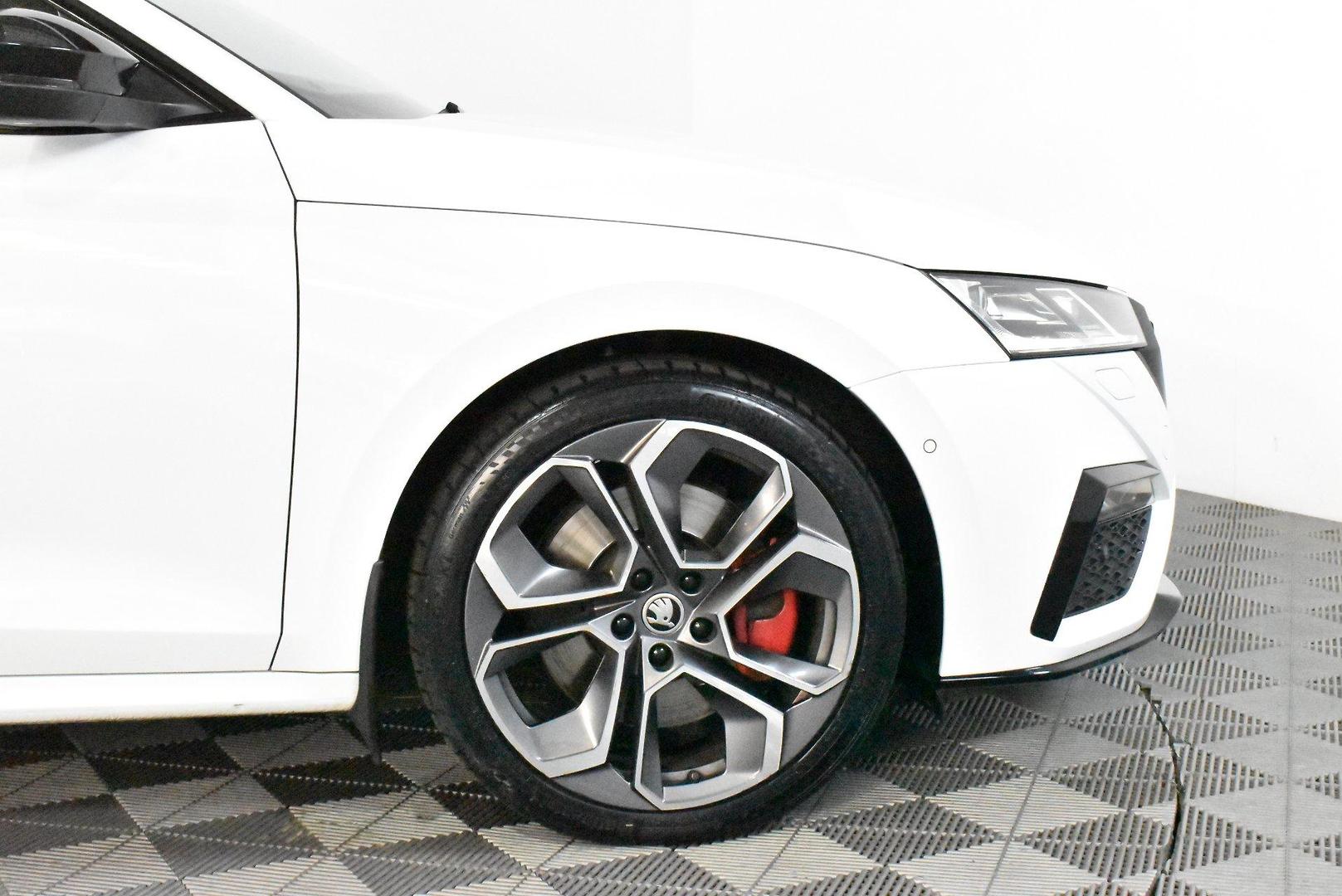 2021 SKODA Octavia RS — photo 17