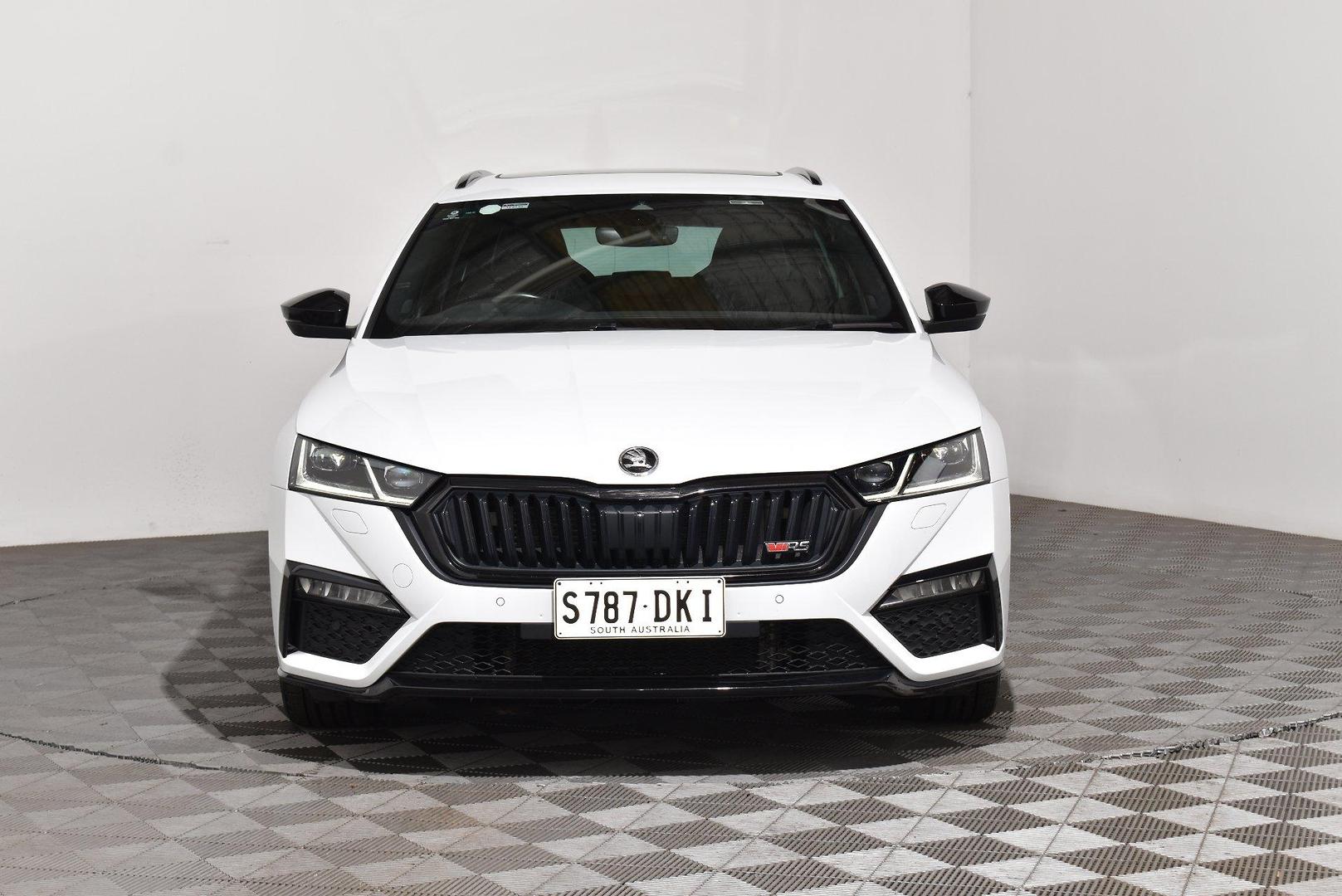 2021 SKODA Octavia RS — photo 3