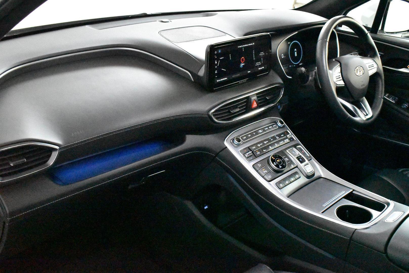2023 Hyundai Santa Fe Hybrid Highlander — photo 6
