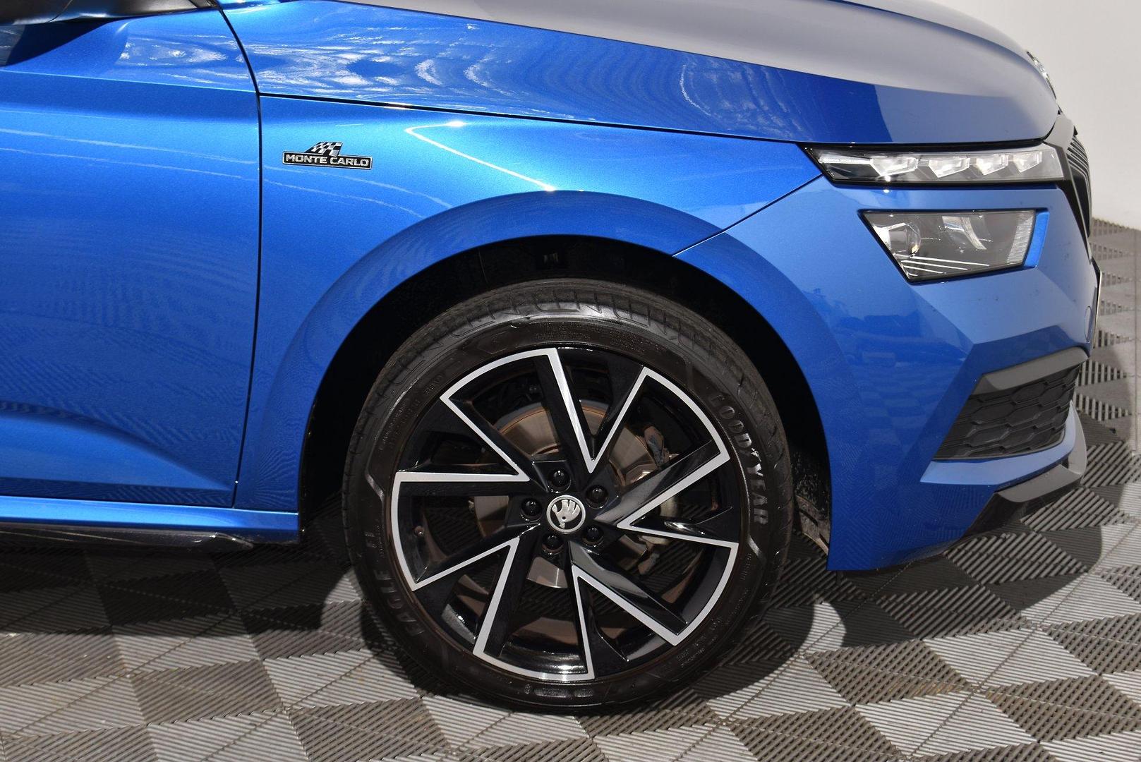 2021 SKODA Kamiq 110TSI Monte Carlo — photo 17