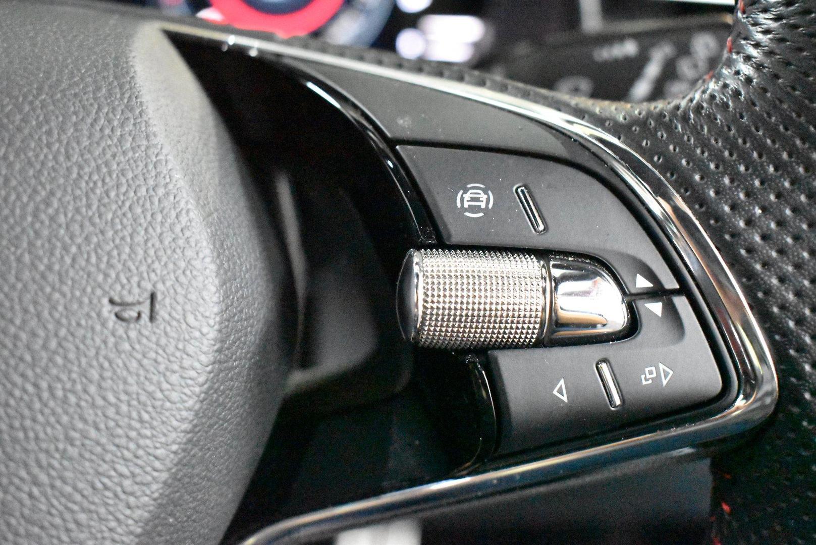 2021 SKODA Kamiq 110TSI Monte Carlo — photo 21