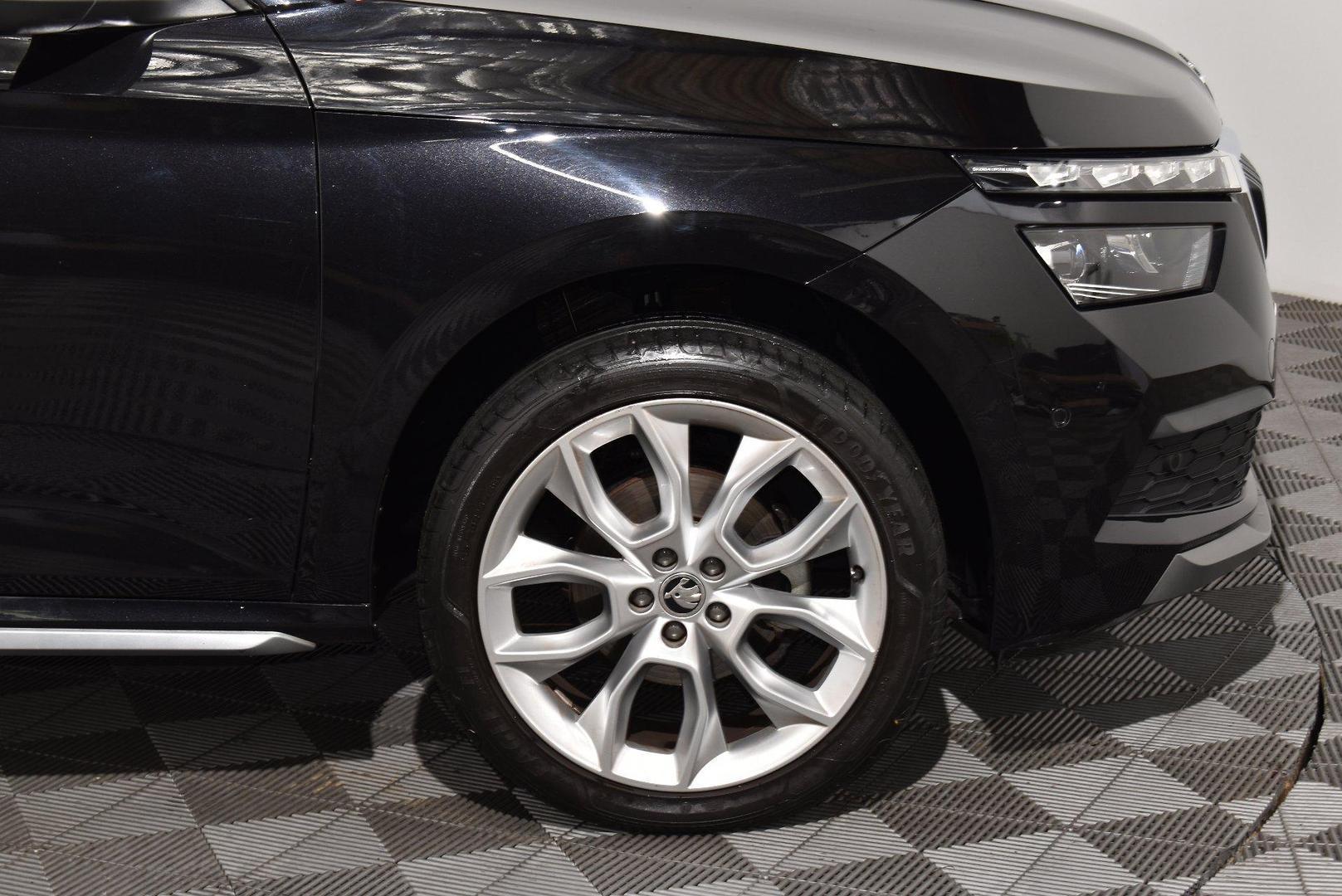2020 SKODA Kamiq 110TSI Limited Edition — photo 17