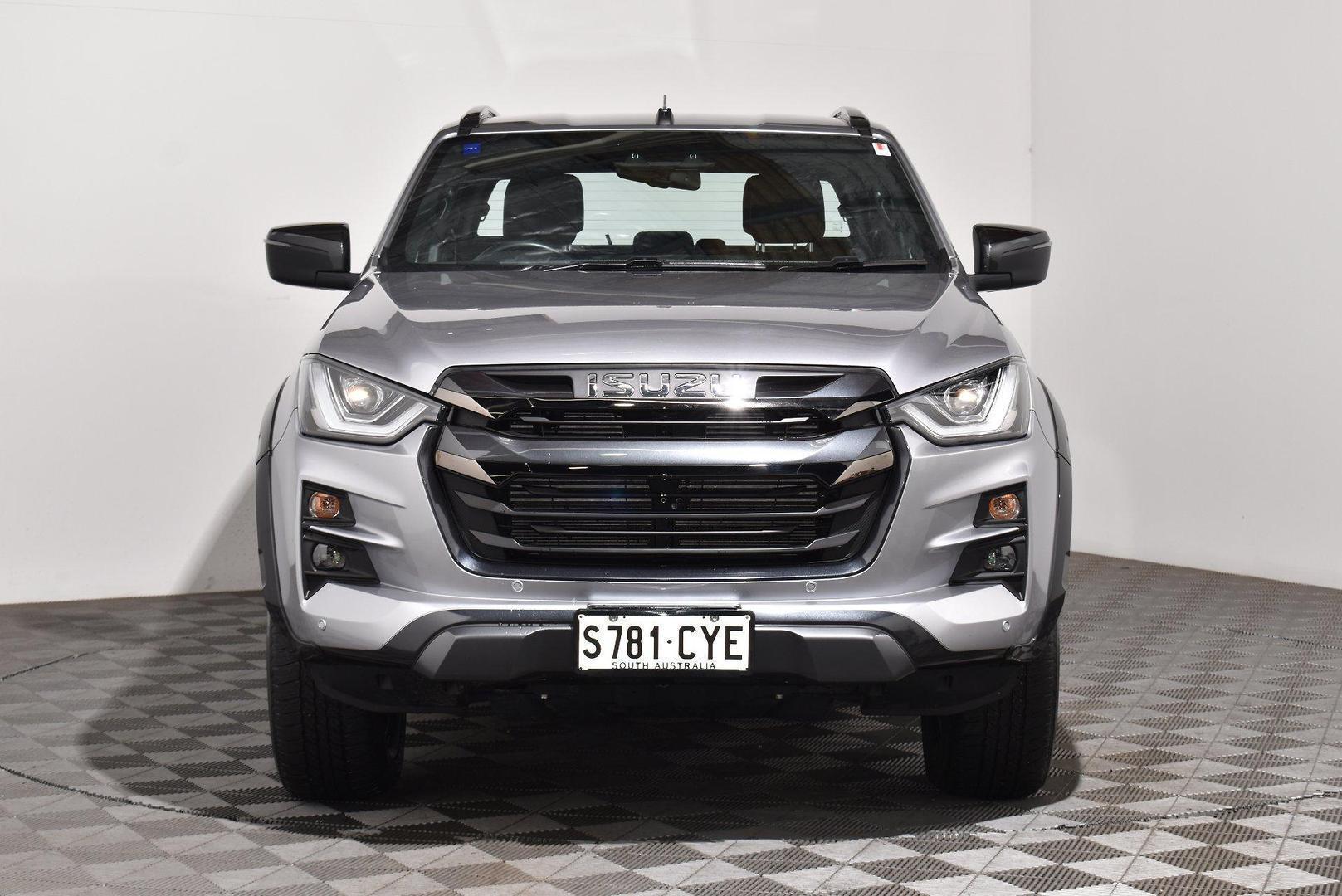 2023 Isuzu D-MAX XTERRAIN — photo 3