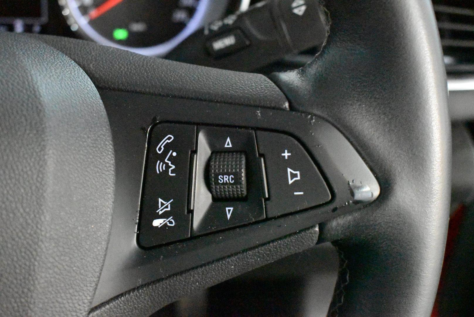 2018 Holden Commodore RS — photo 22