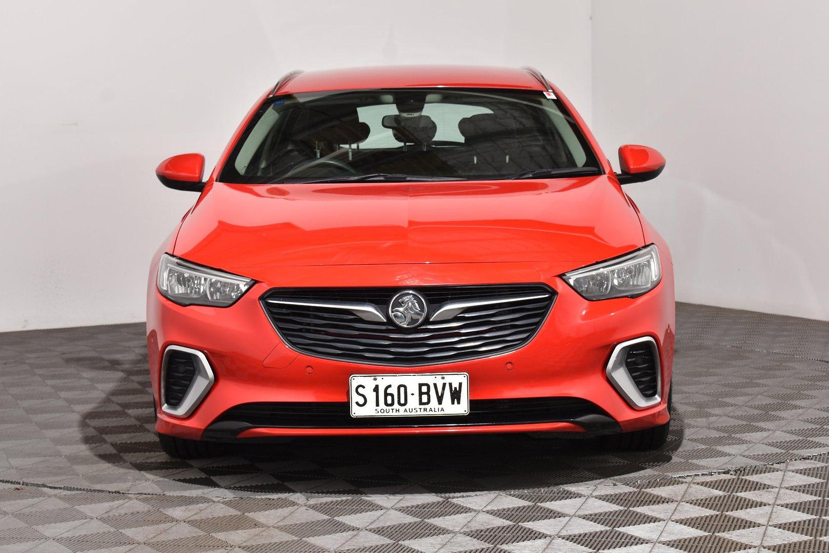 2018 Holden Commodore RS — photo 3