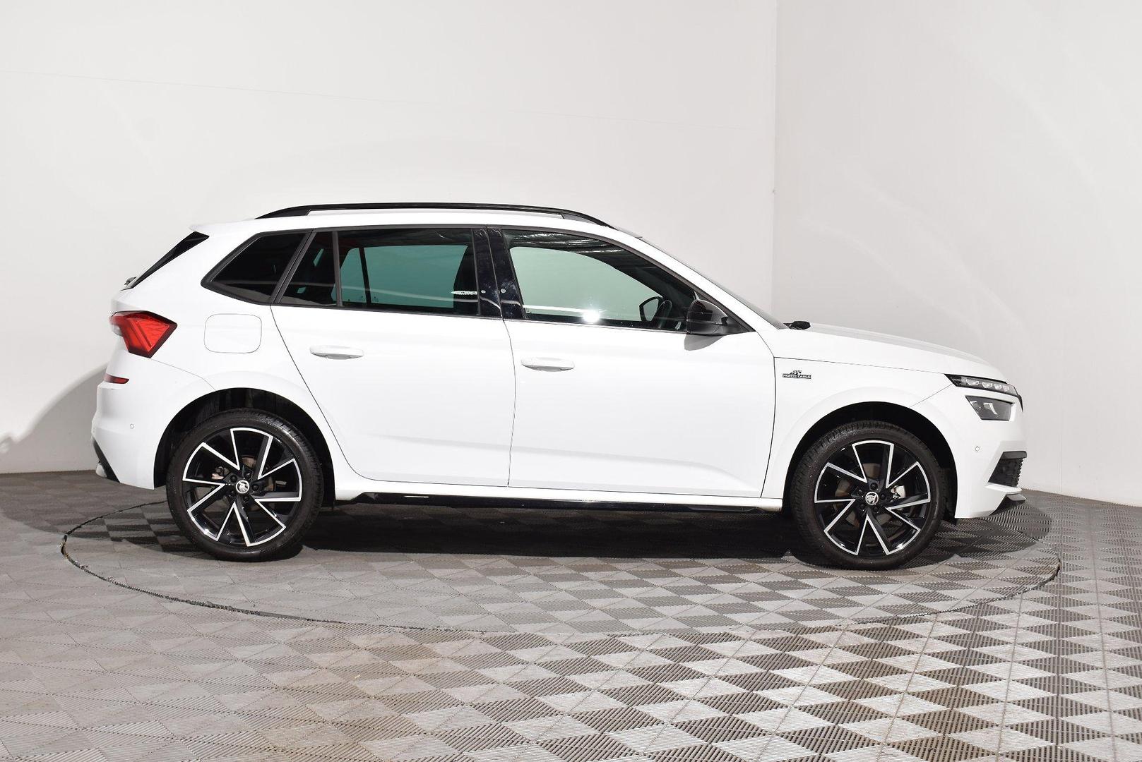 2022 SKODA Kamiq 110TSI Monte Carlo — photo 10