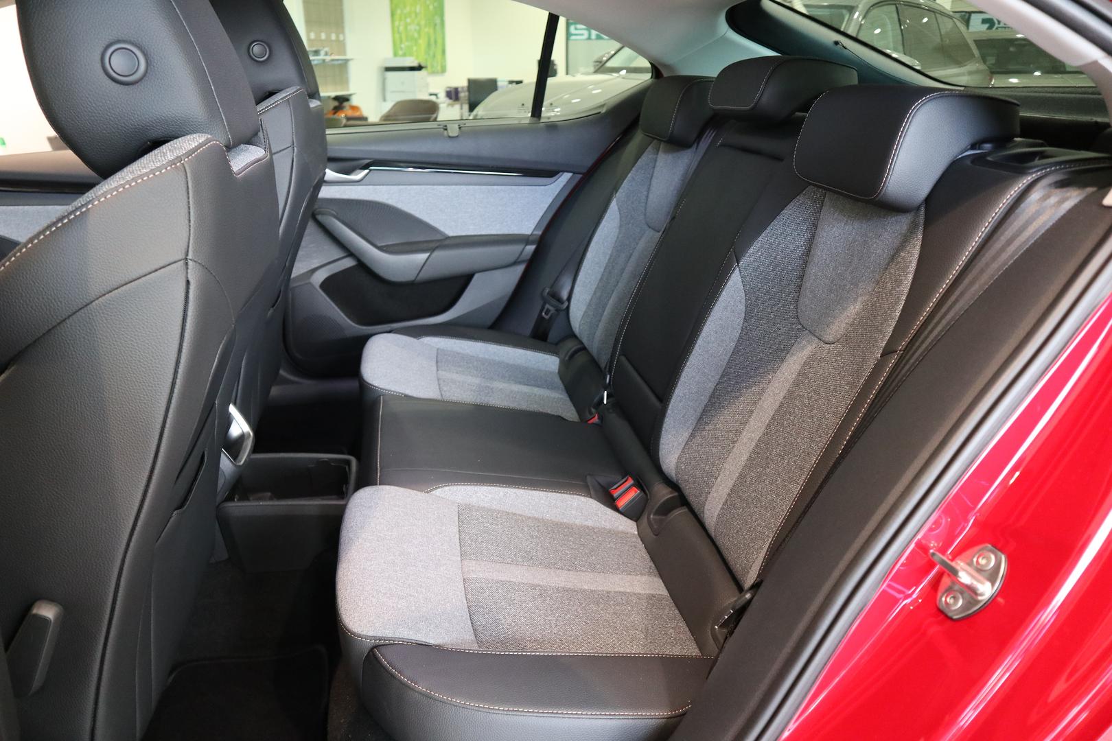 2025 SKODA Octavia 110TSI Select — photo 18