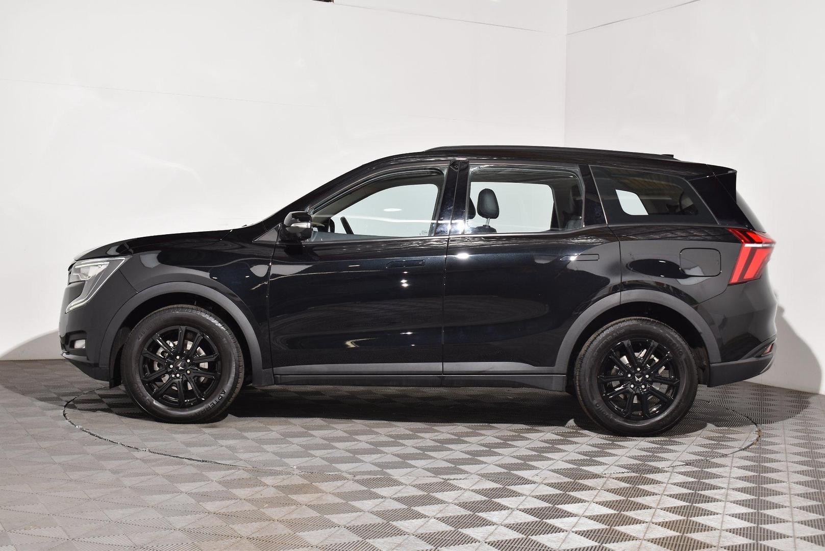 2024 Mahindra XUV700 AX7L Black Edition — photo 11