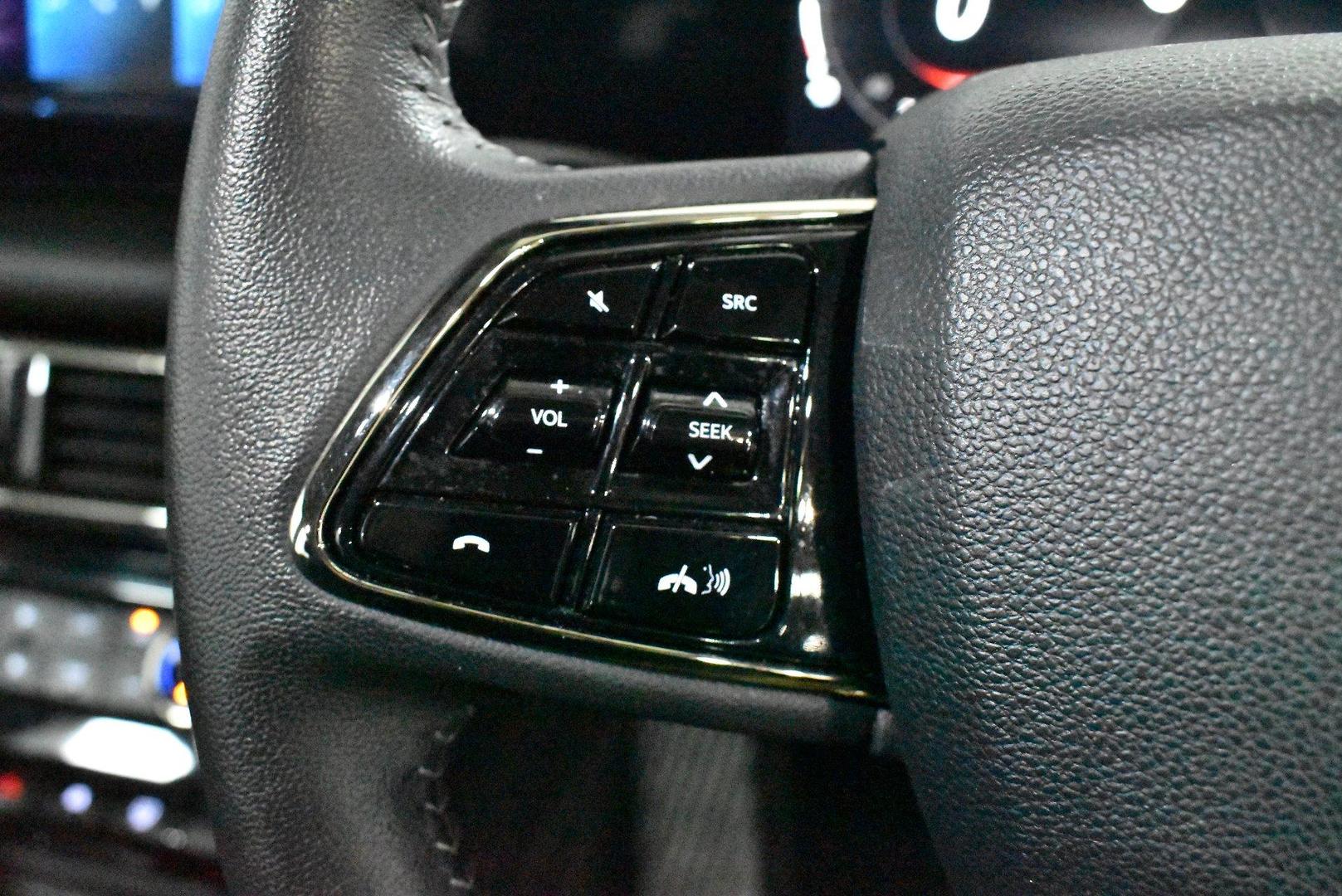 2024 Mahindra XUV700 AX7L Black Edition — photo 21